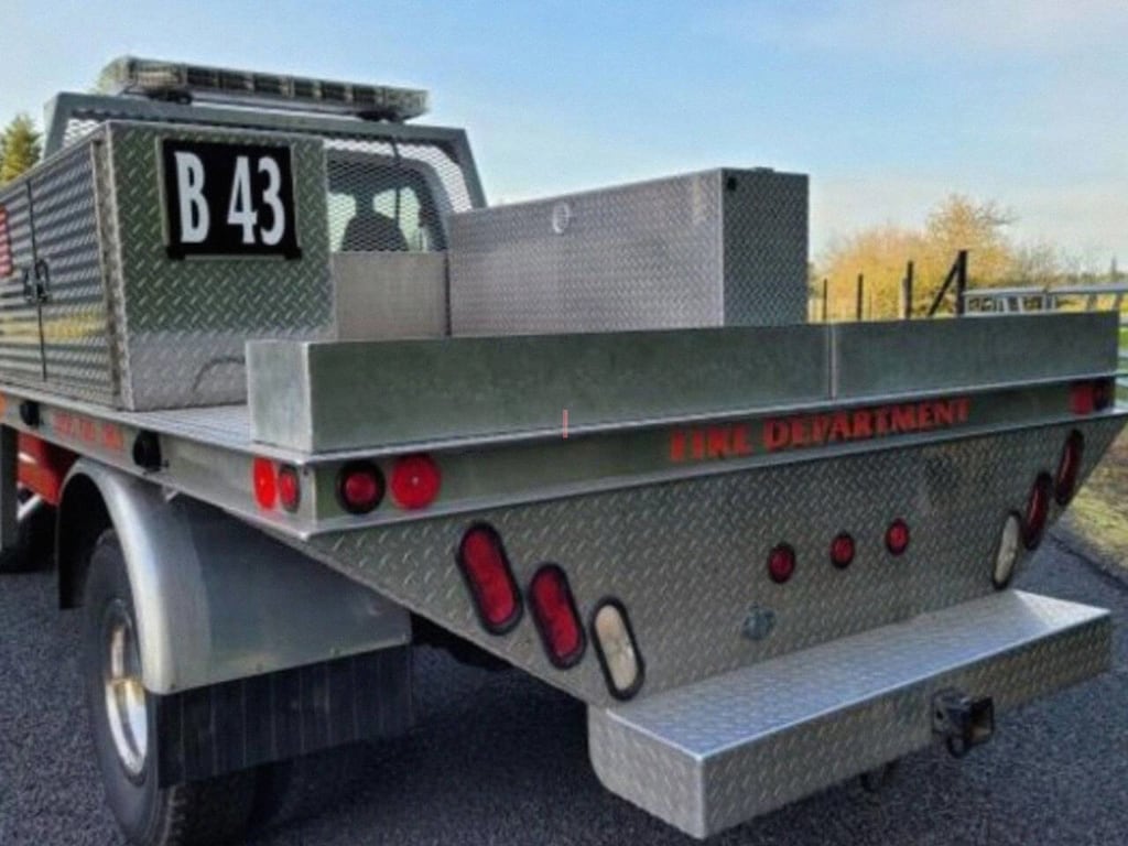 Used 1996 Ford F-350 Chassis XL (STD is Estimated) Truck