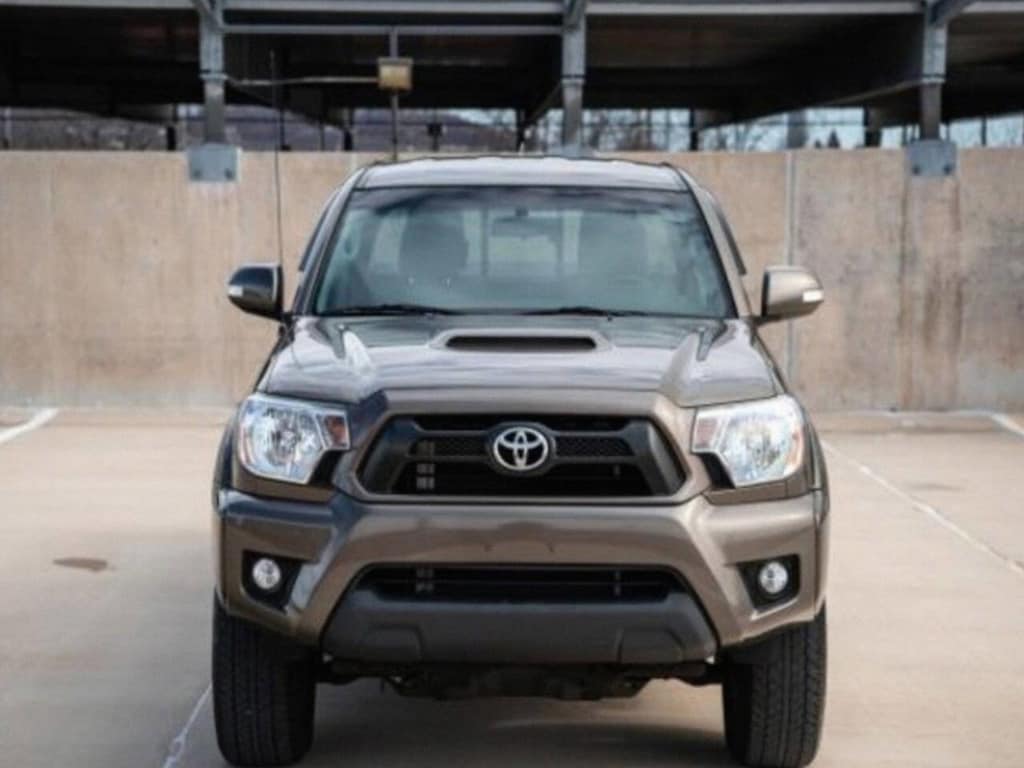 Used 2015 Toyota Tacoma  Truck Access Cab