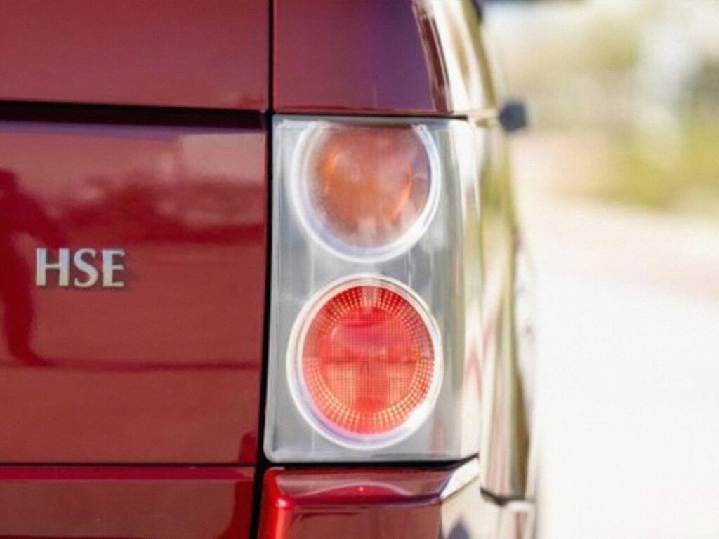 Used 2004 Land Rover Range Rover HSE SUV