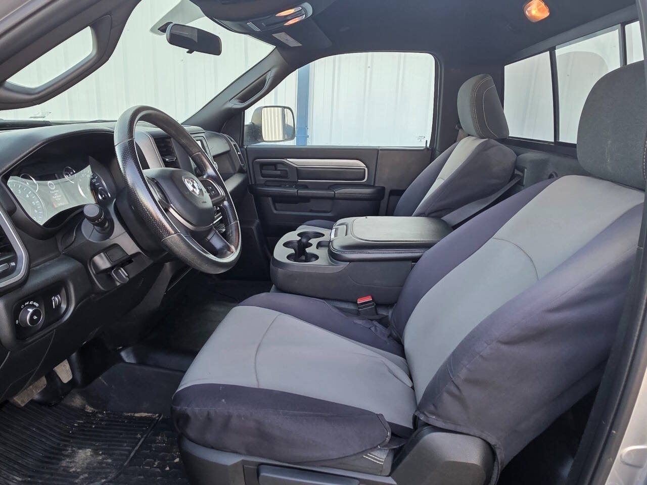 2022 RAM Ram 3500 Pickup Tradesman - Photo 11
