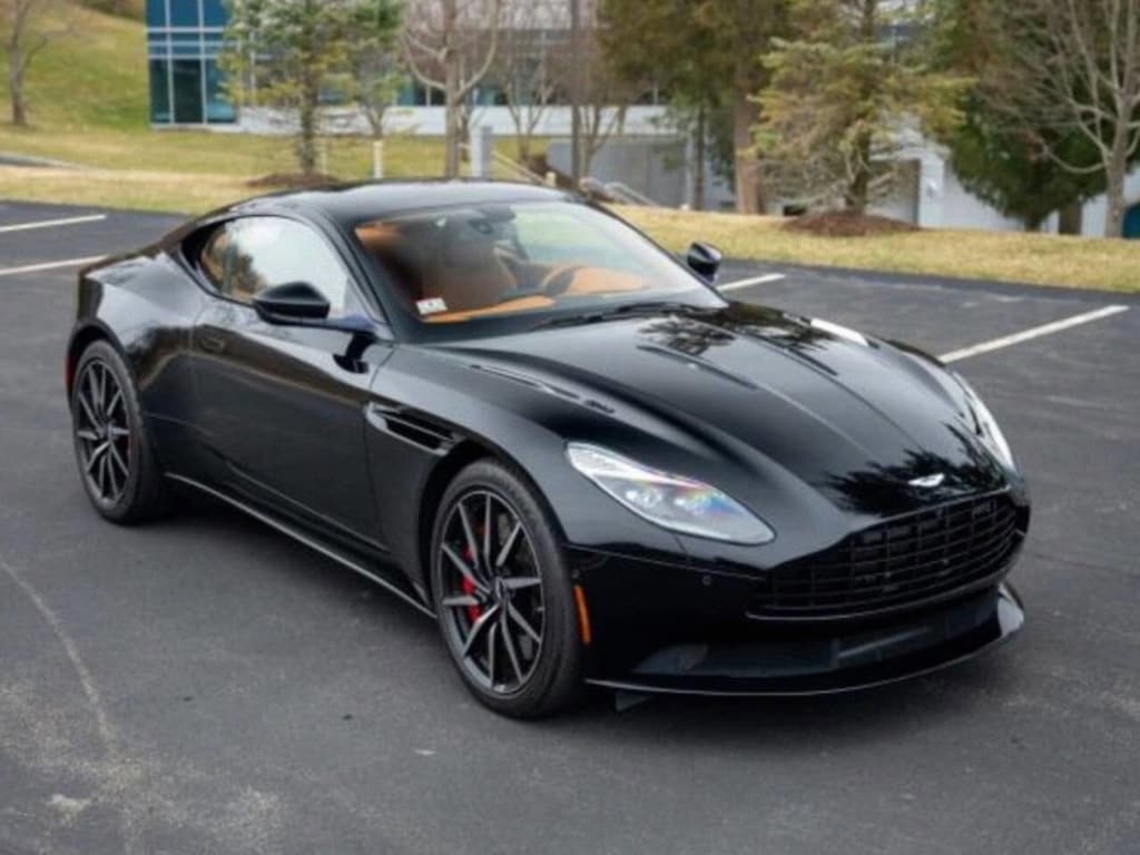 Used 2017 Aston Martin DB11  Coupe