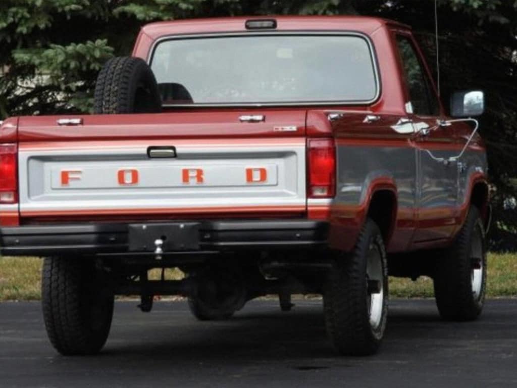 Used 1985 Ford Ranger Base 2dr 4WD Standard Cab LB