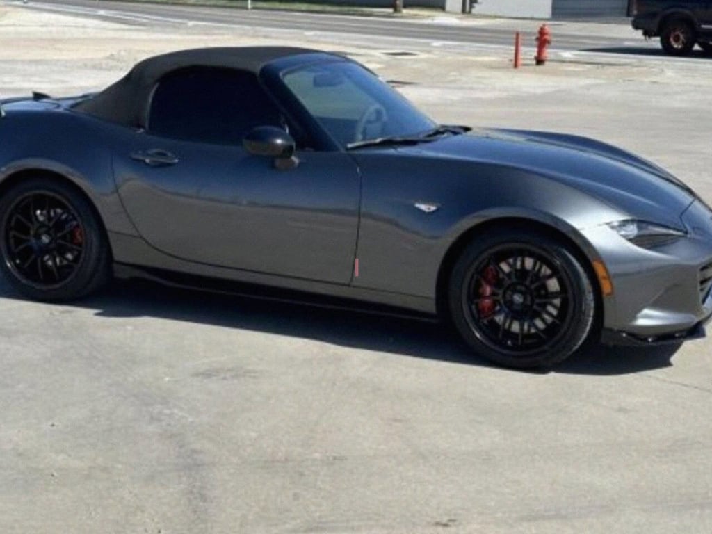 Used 2019 Mazda Mazda MX-5 Miata Club Convertible