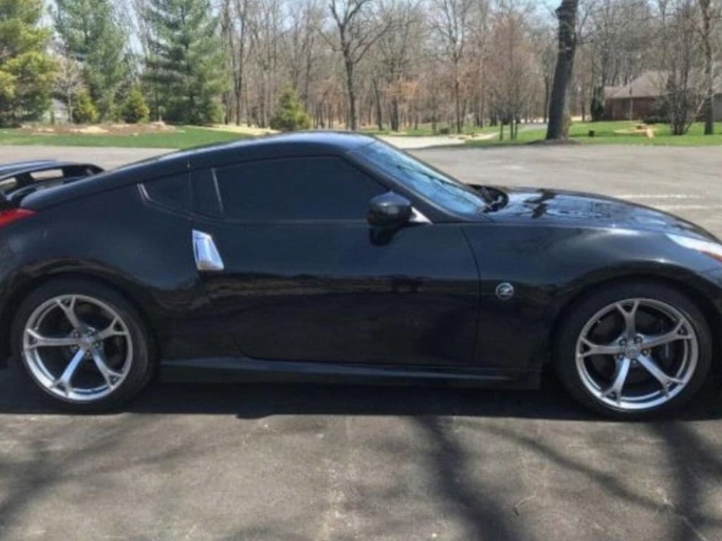 Used 2010 Nissan 370Z  Coupe