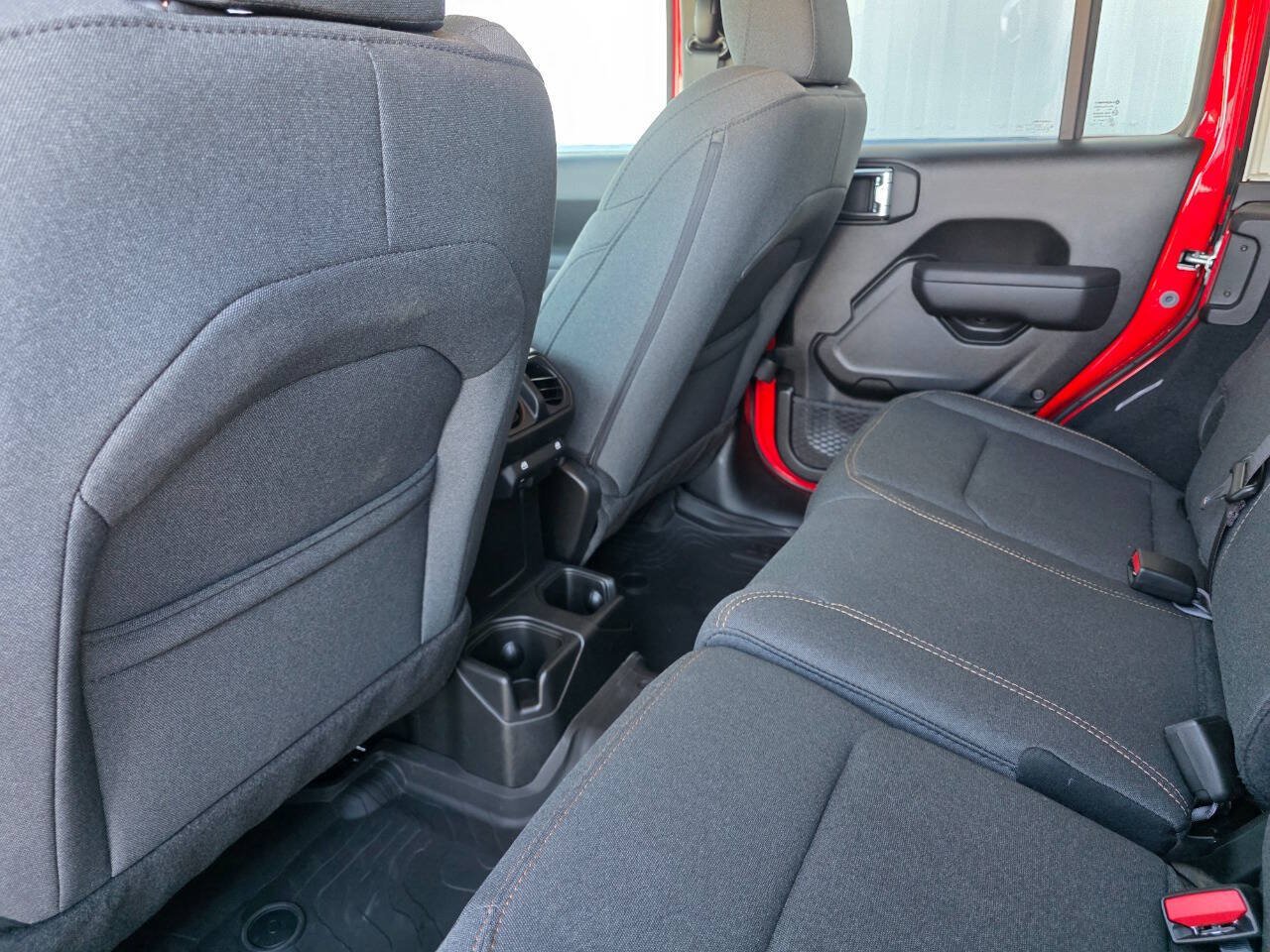 2026 Jeep Wrangler 4-Door Willys - Photo 25