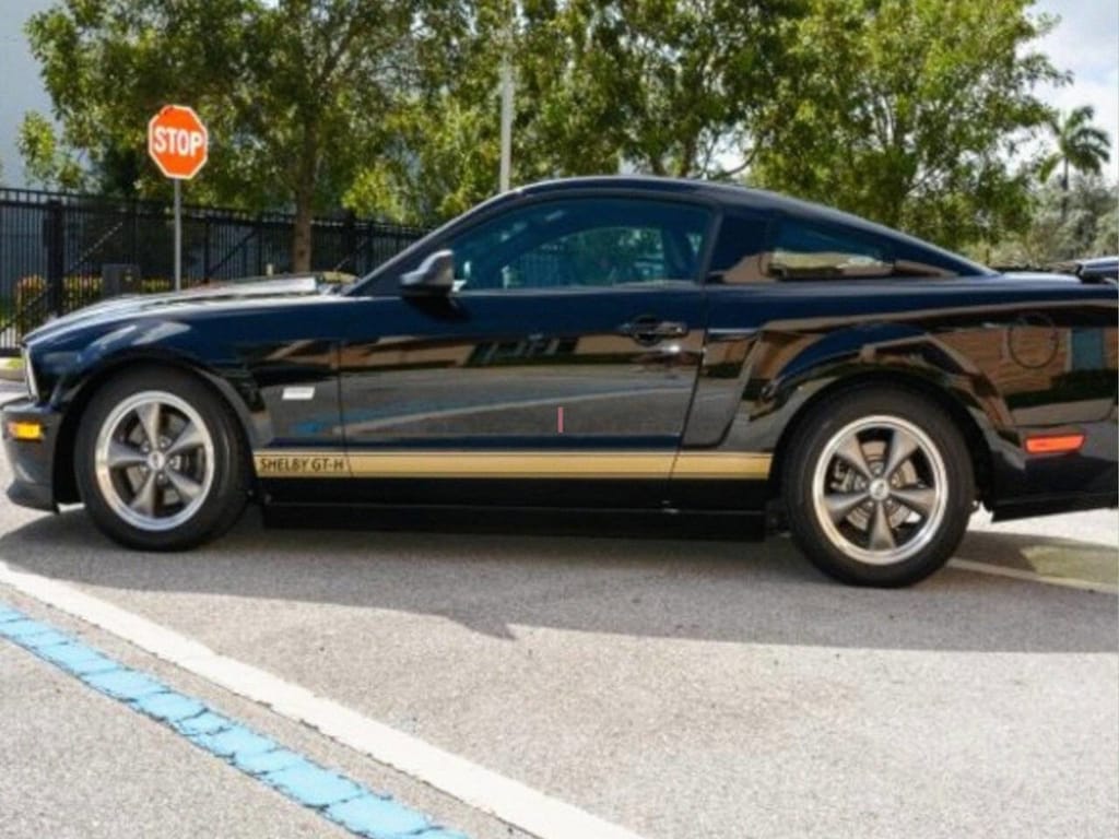 Used 2006 Ford Mustang  Coupe