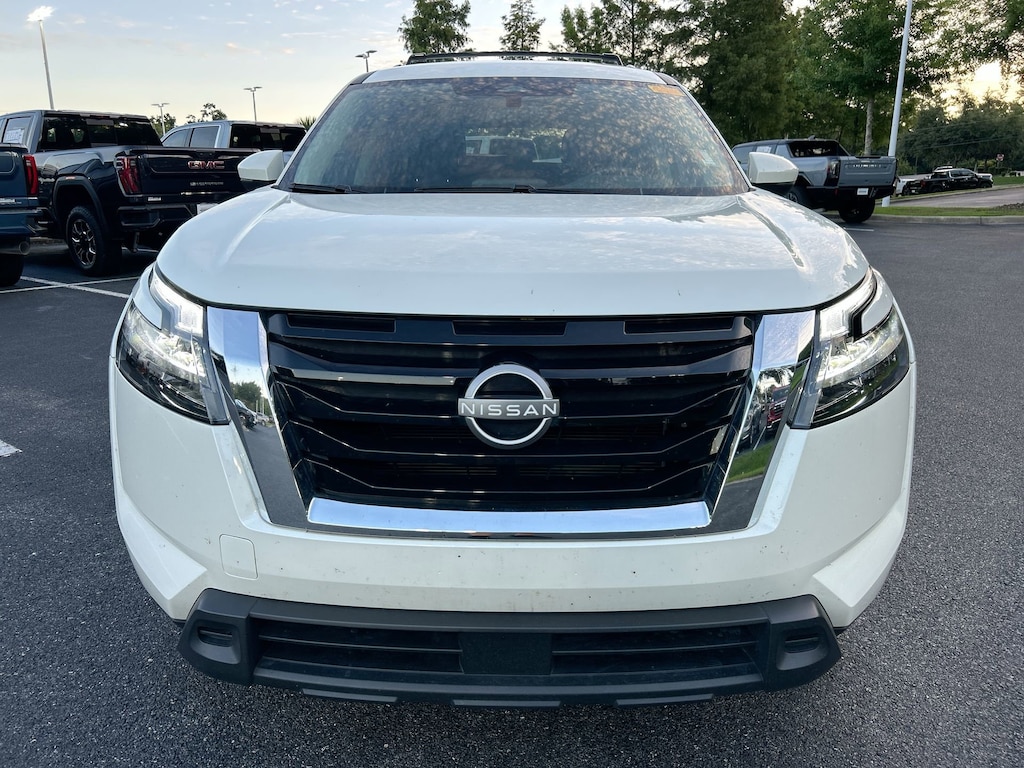 Used 2024 Nissan Pathfinder SV SUV