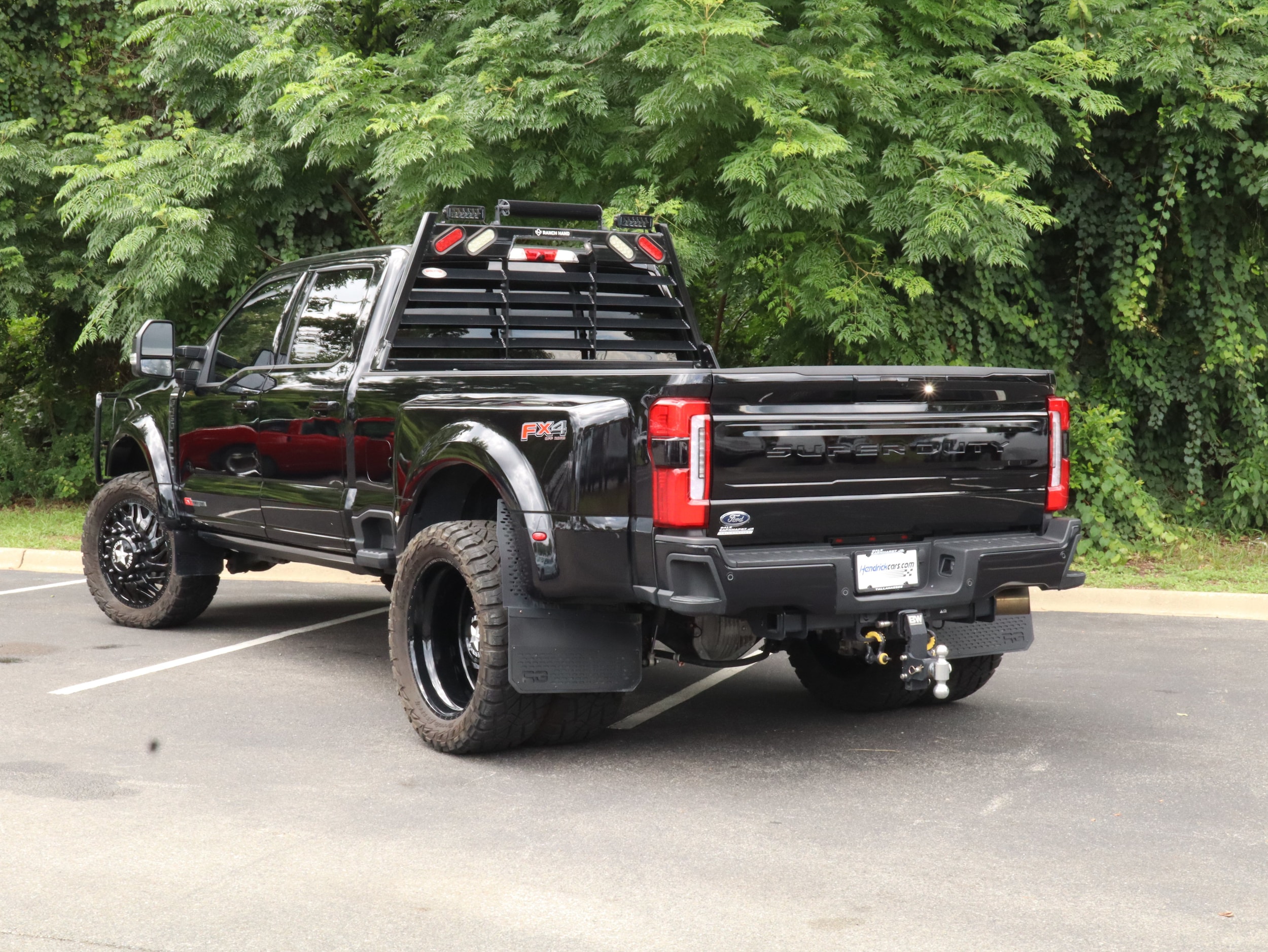 2025 Ford Super Duty F-450 DRW Platinum