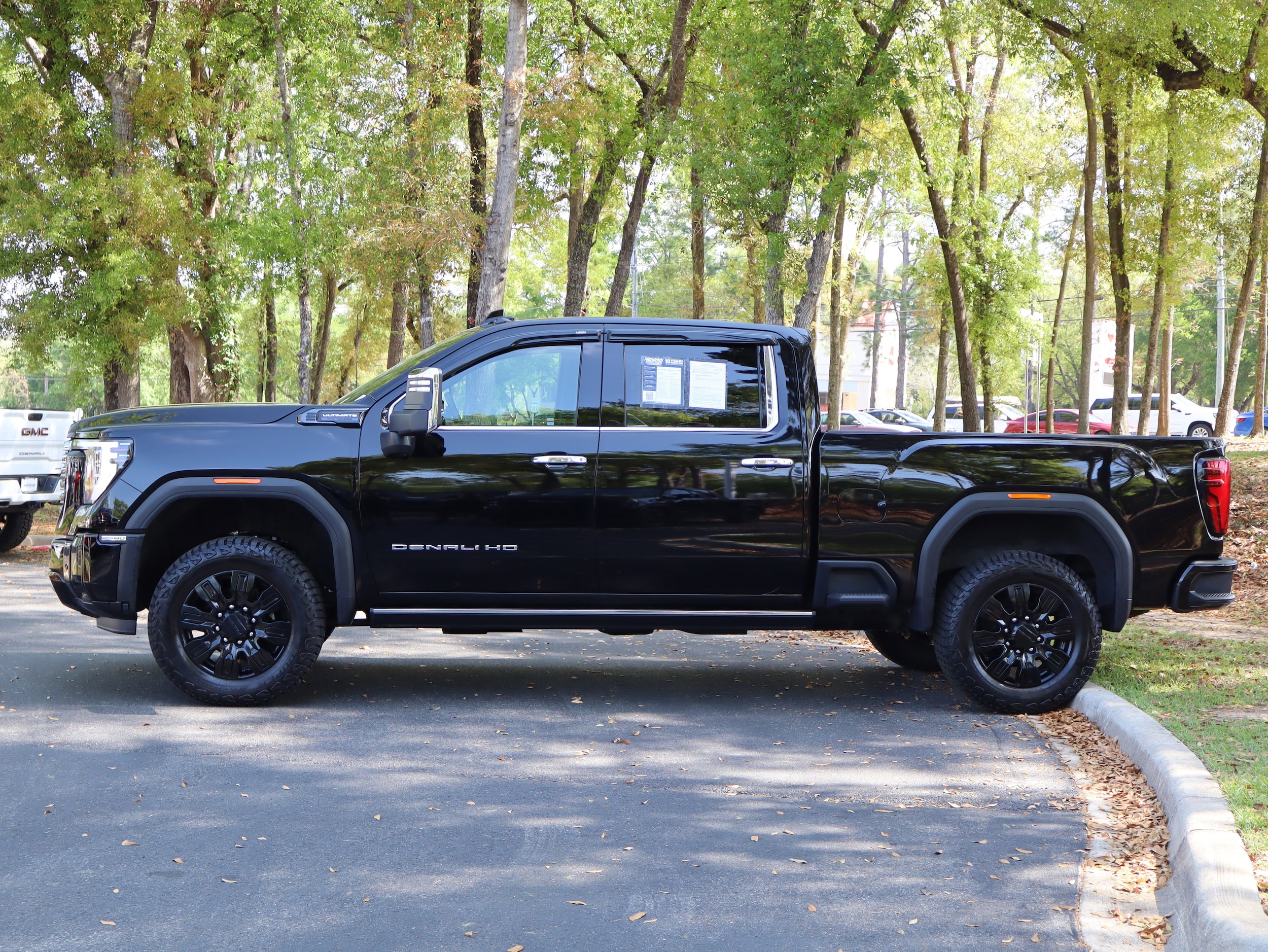 2025 GMC Sierra 2500HD Denali Ultimate photo 4