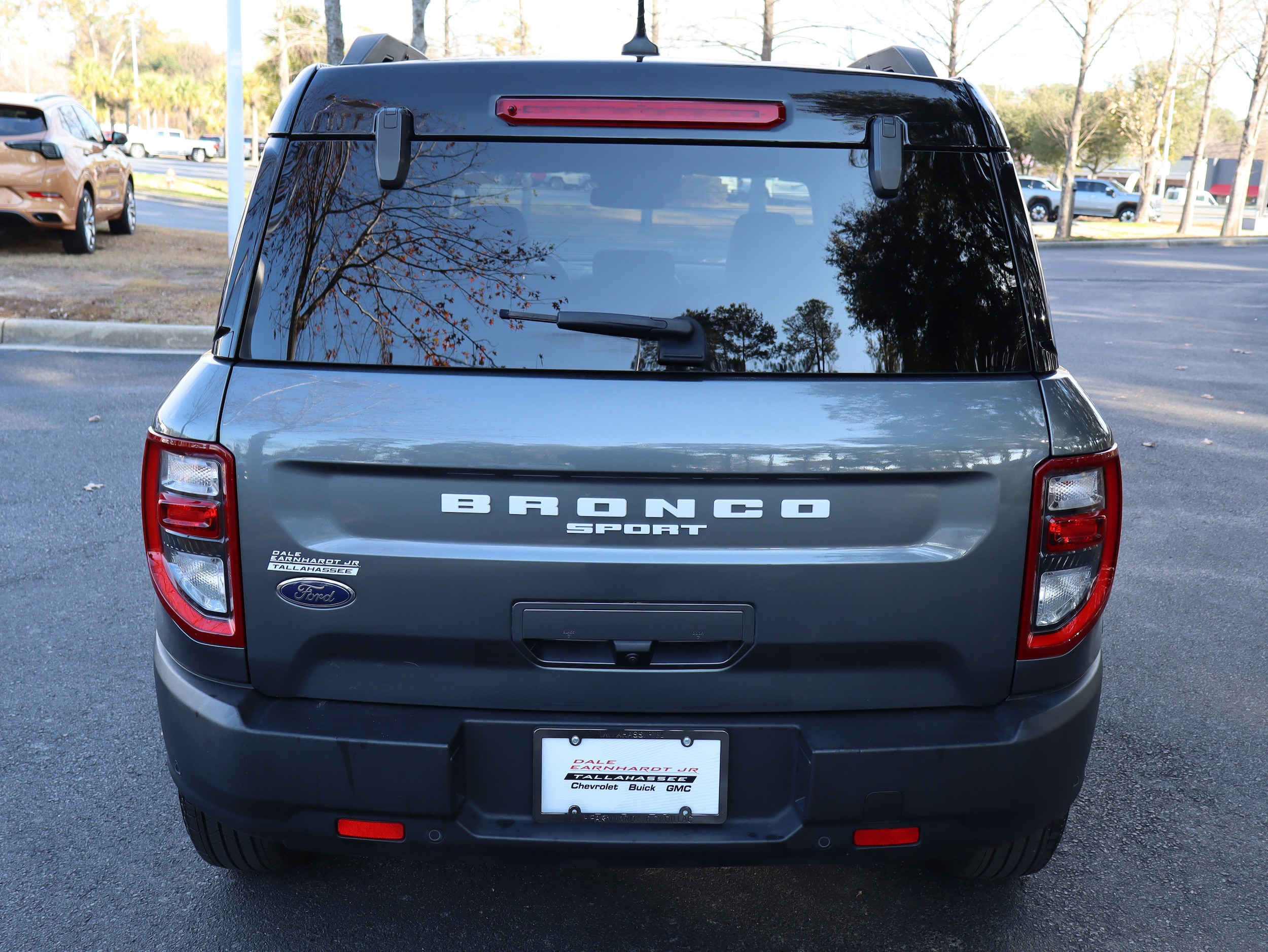 2024 Ford Bronco Sport Outer Banks photo 3