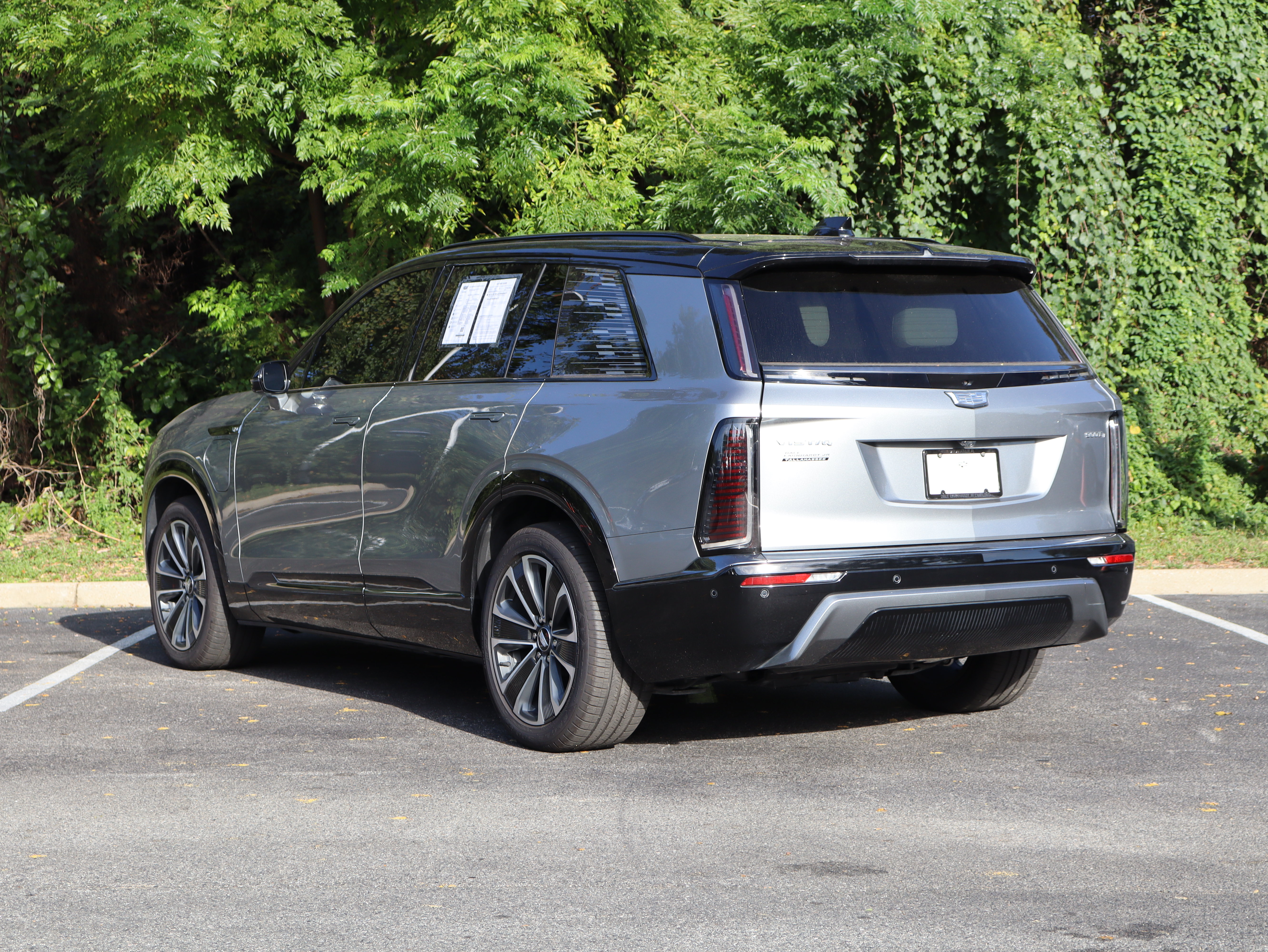 Certified 2026 CADILLAC Vistiq Sport SUV