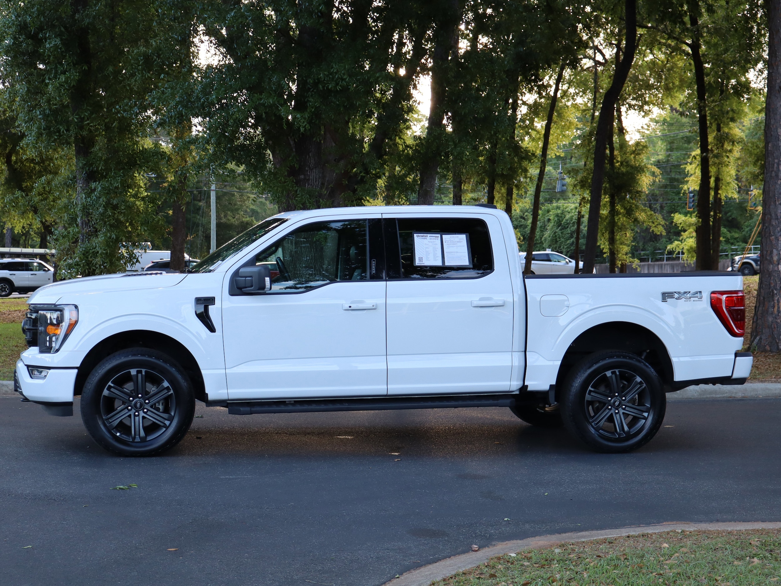 2023 Ford F-150 XLT photo 4