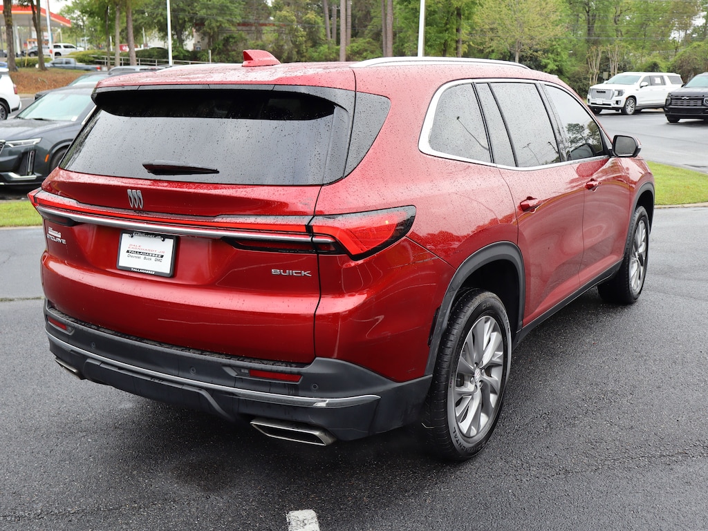 Used 2025 Buick Enclave Preferred SUV