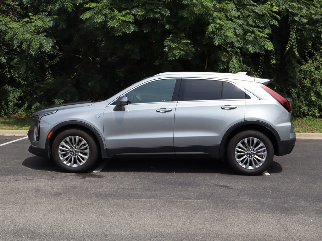 Used 2025 CADILLAC XT4 FWD Premium Luxury SUV