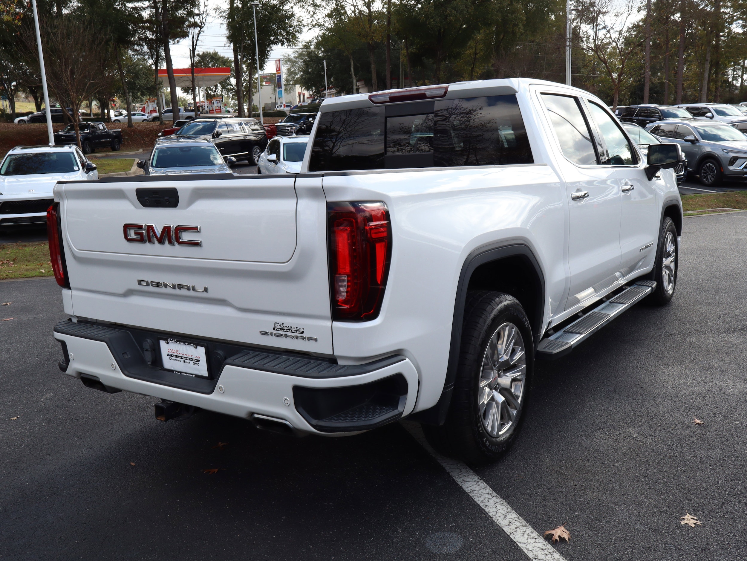 2021 GMC Sierra 1500 Denali photo 3