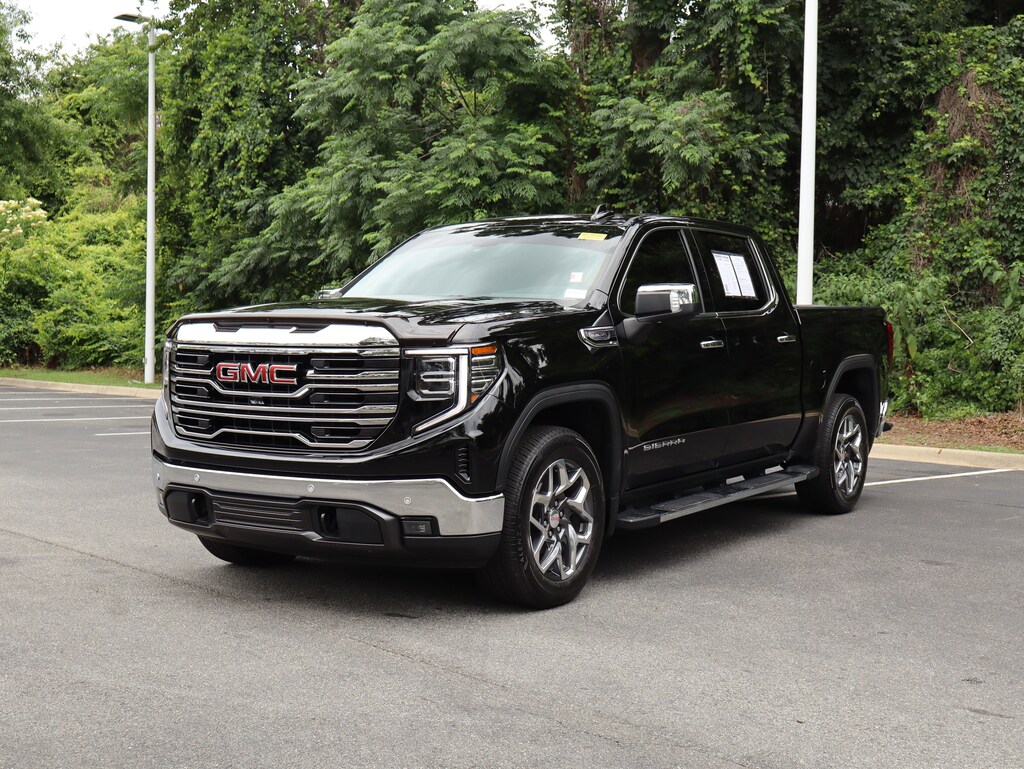 Used 2025 GMC Sierra 1500 SLT Pickup