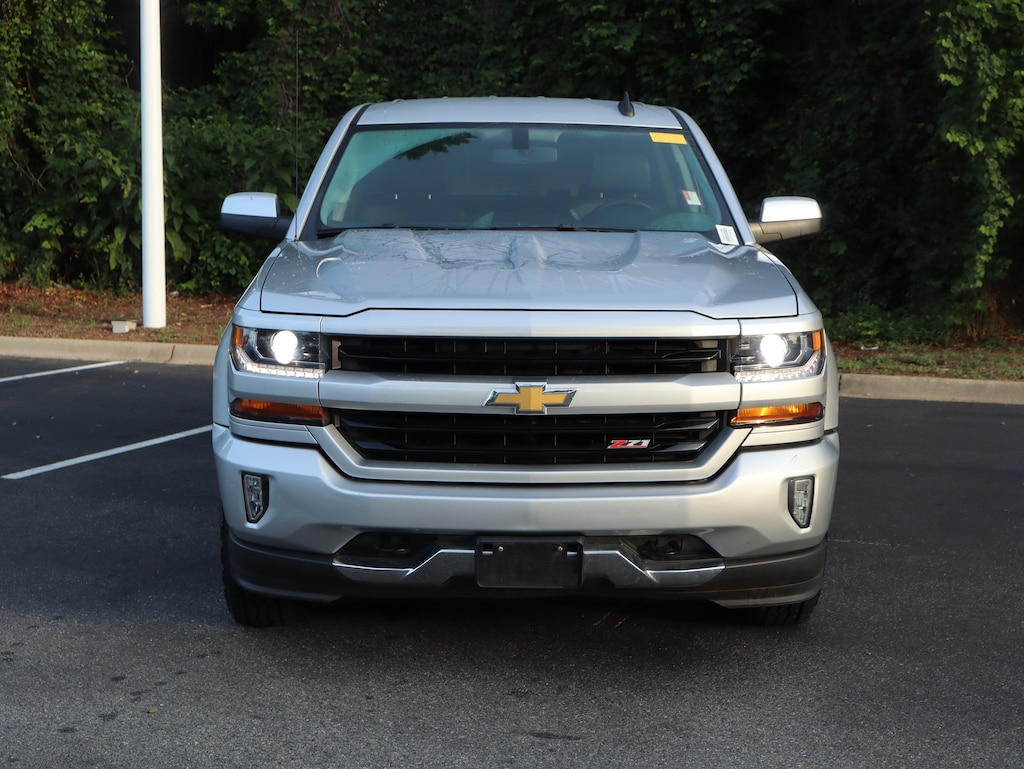 Used 2017 Chevrolet Silverado 1500 LT Pickup