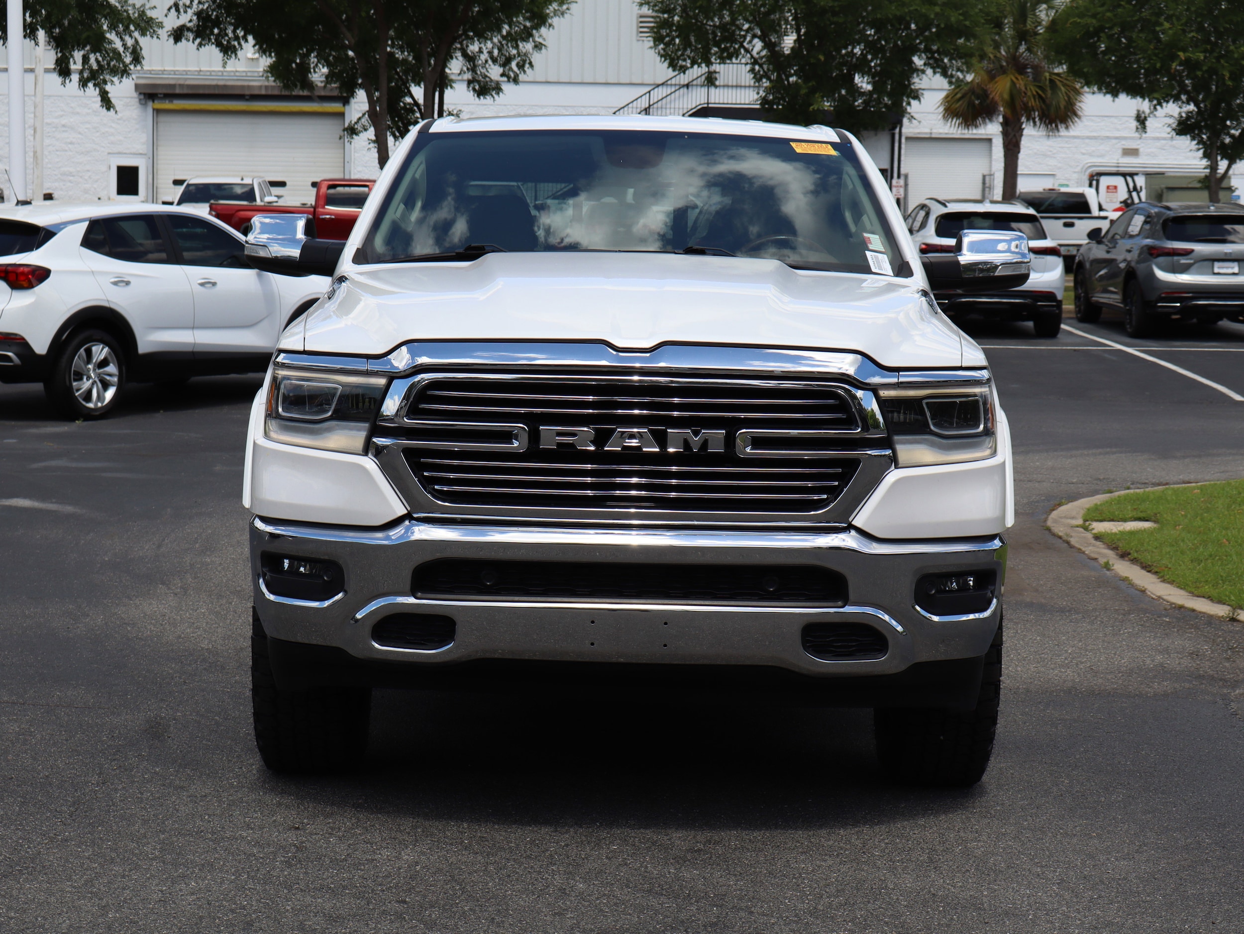 2020 Ram 1500 Laramie photo 2