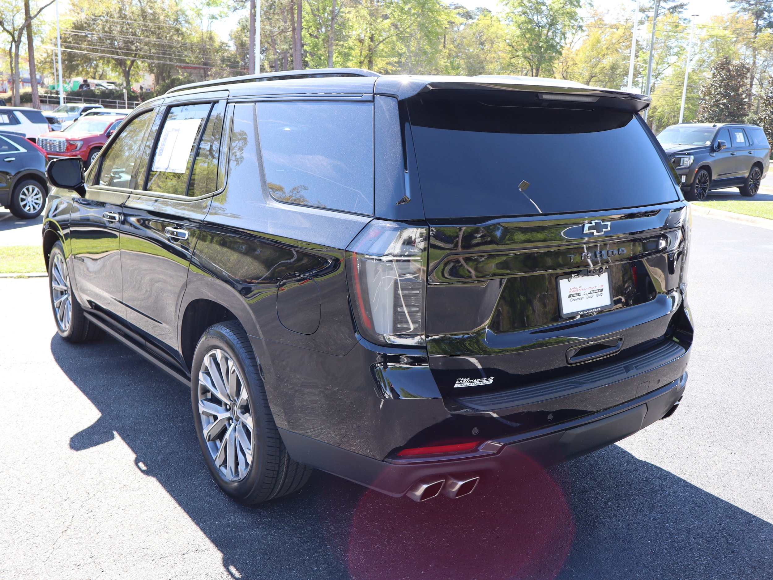 2025 Chevrolet Tahoe High Country photo 5