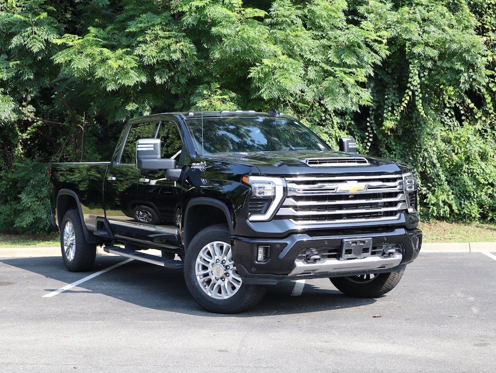 Used 2024 Chevrolet Silverado 3500HD High Country Pickup