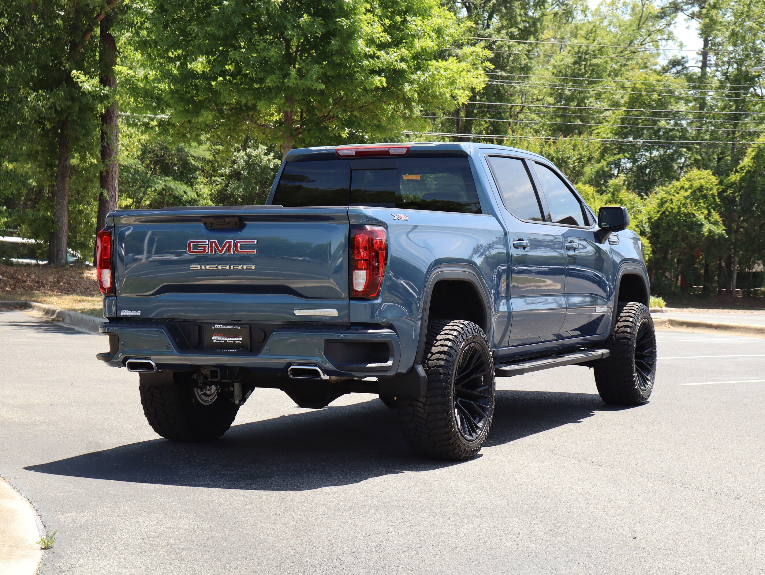 2026 GMC Sierra 1500 Elevation photo 3