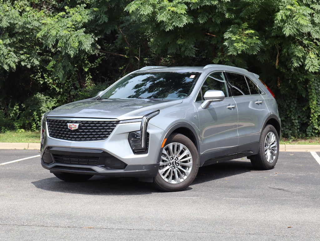 Used 2025 CADILLAC XT4 FWD Premium Luxury SUV