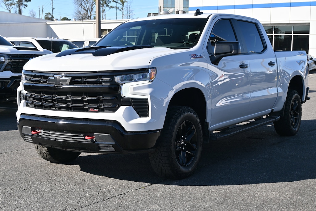 Used 2024 Chevrolet Silverado 1500 LT Trail Boss Pickup