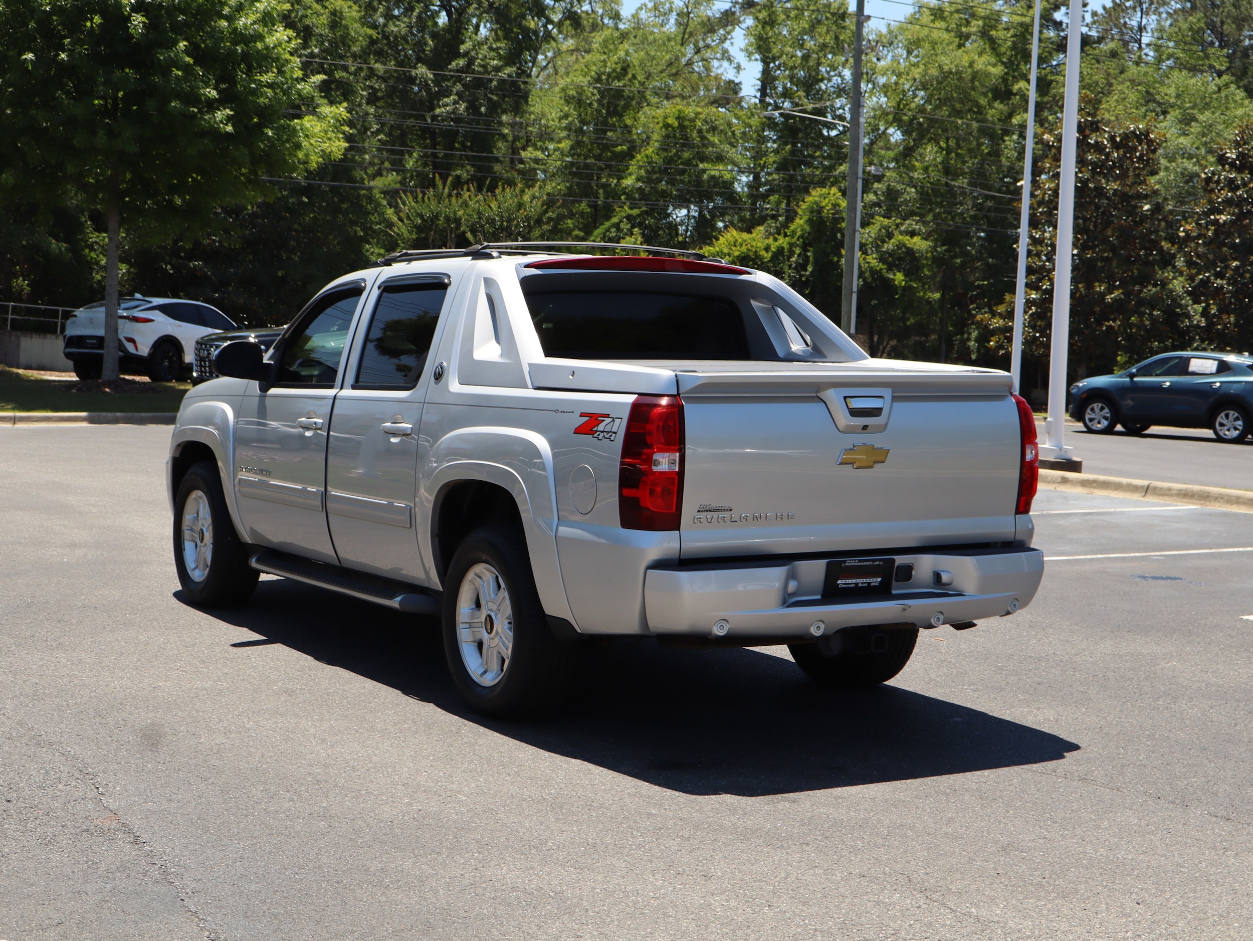 2013 Chevrolet Avalanche LT photo 6