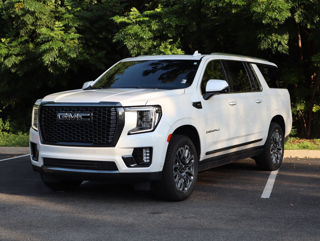 Used 2023 GMC Yukon XL Denali Ultimate SUV