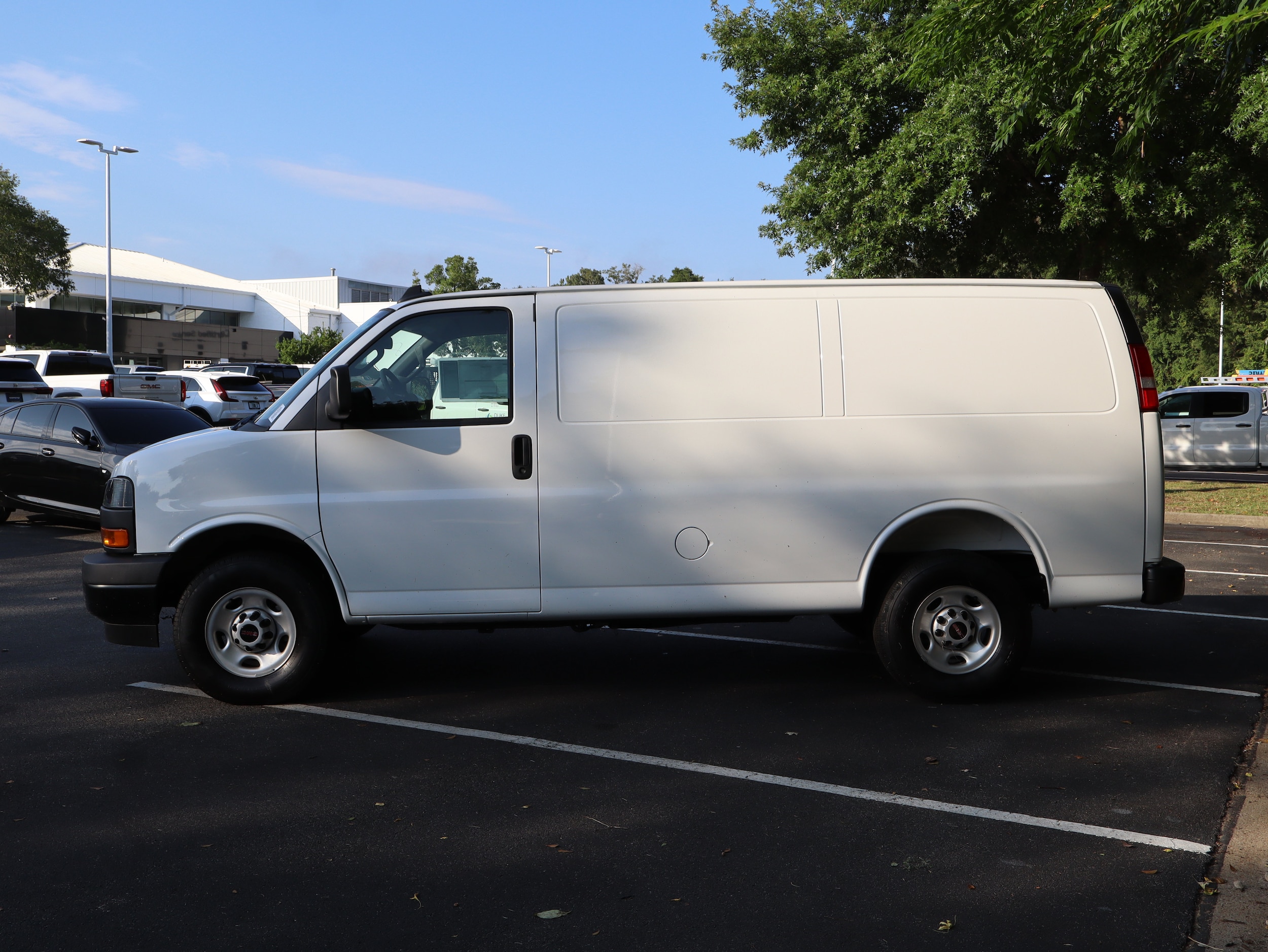 2025 GMC Savana Cargo Van 1WT