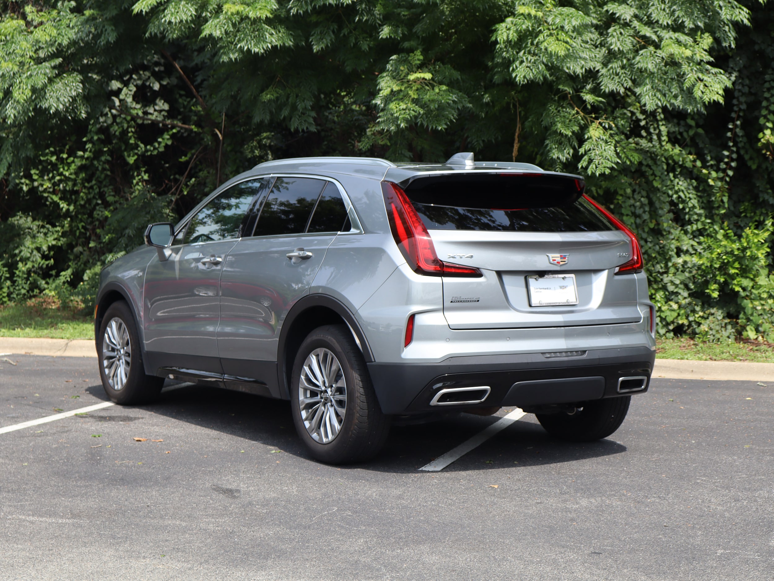 CADILLAC XT4 FWD Premium Luxury