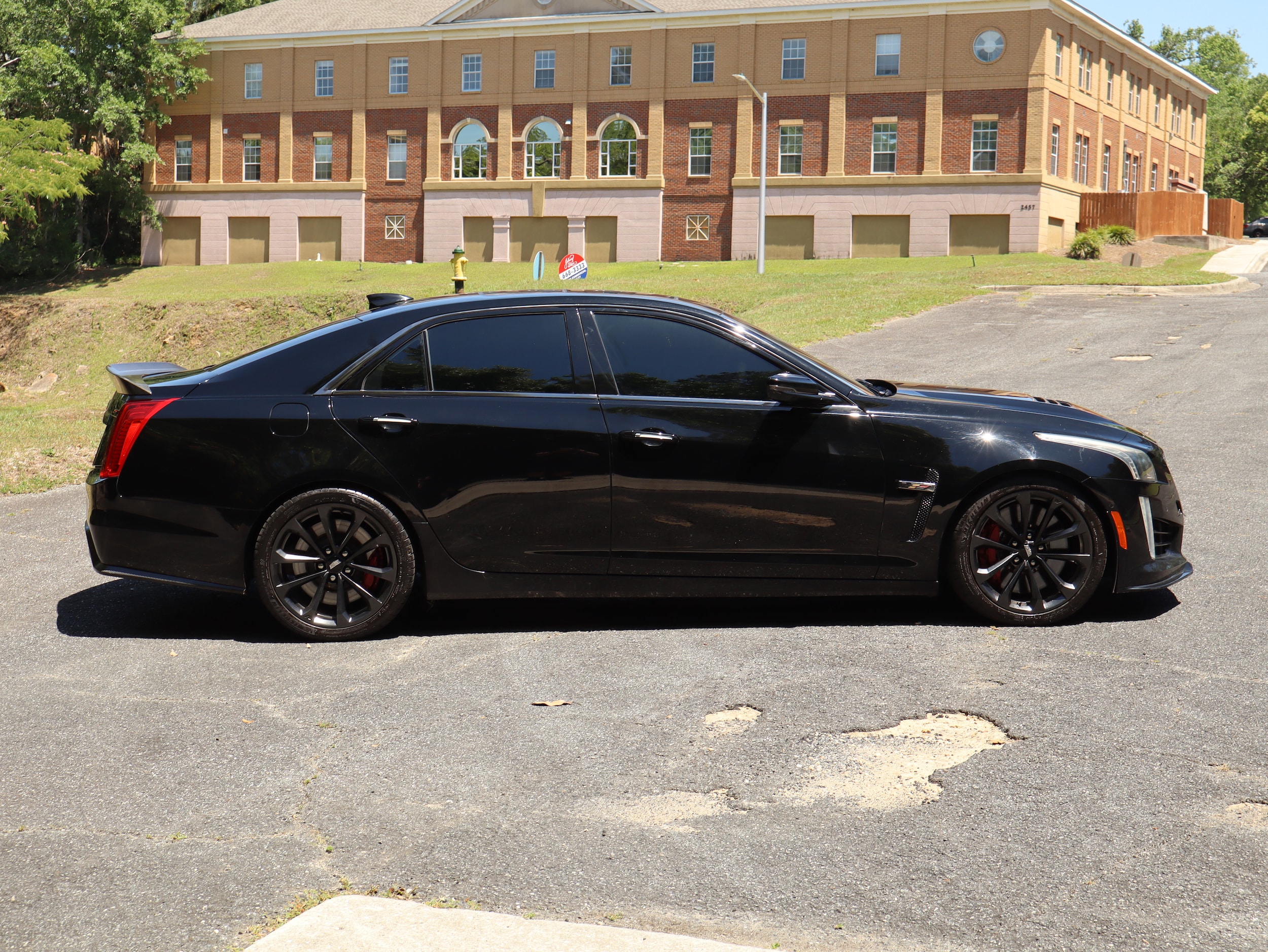 CADILLAC CTS-V Sedan