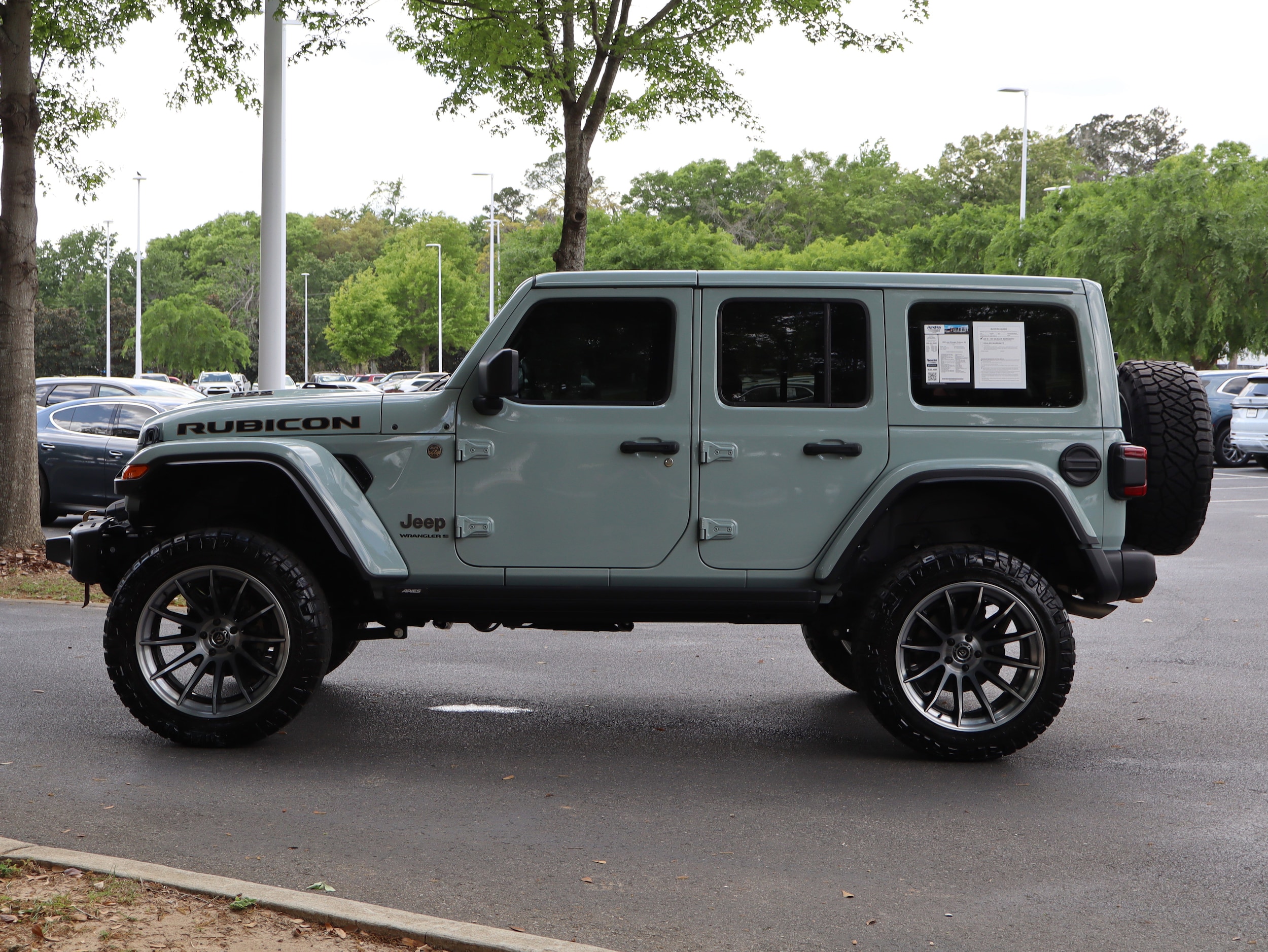 2024 Jeep Wrangler Rubicon 392 photo 4