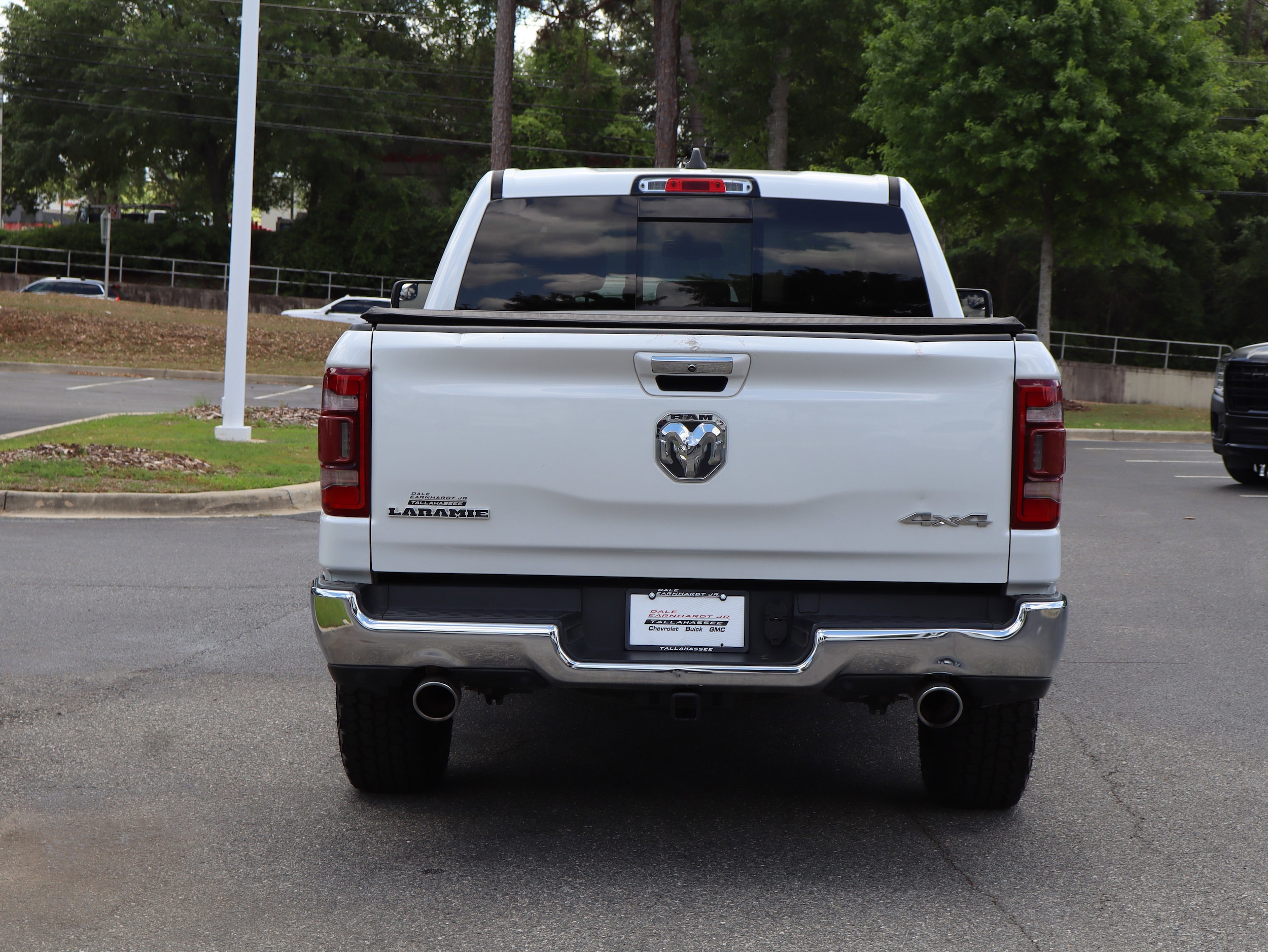 2020 Ram 1500 Laramie photo 3