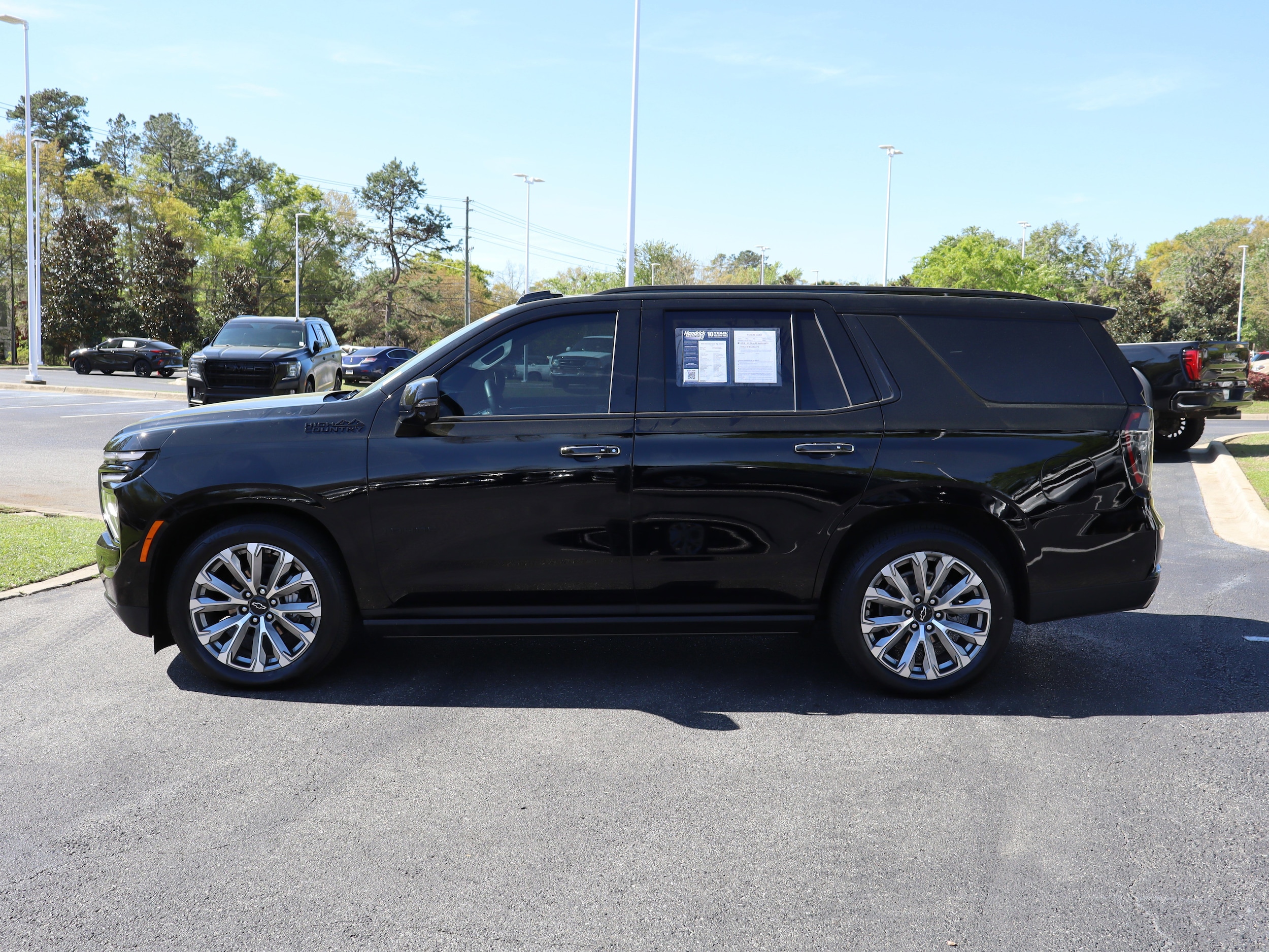 2025 Chevrolet Tahoe High Country photo 4