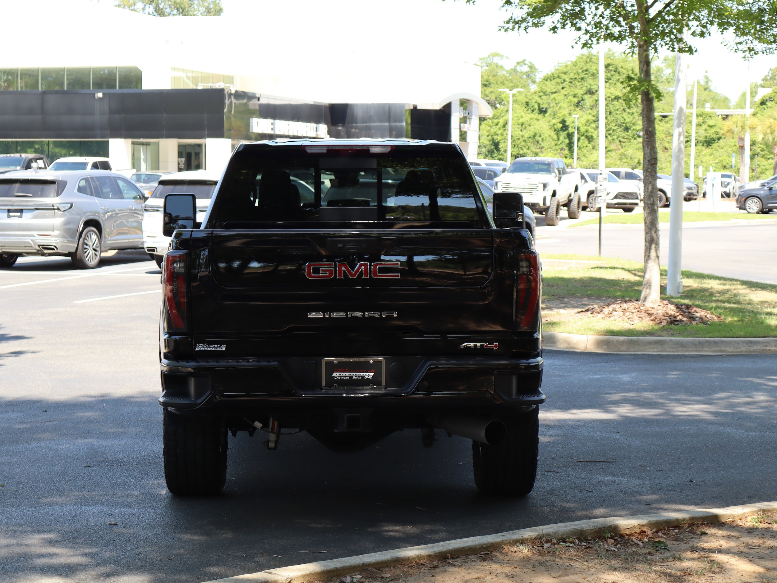 2025 GMC Sierra 2500HD AT4 photo 6