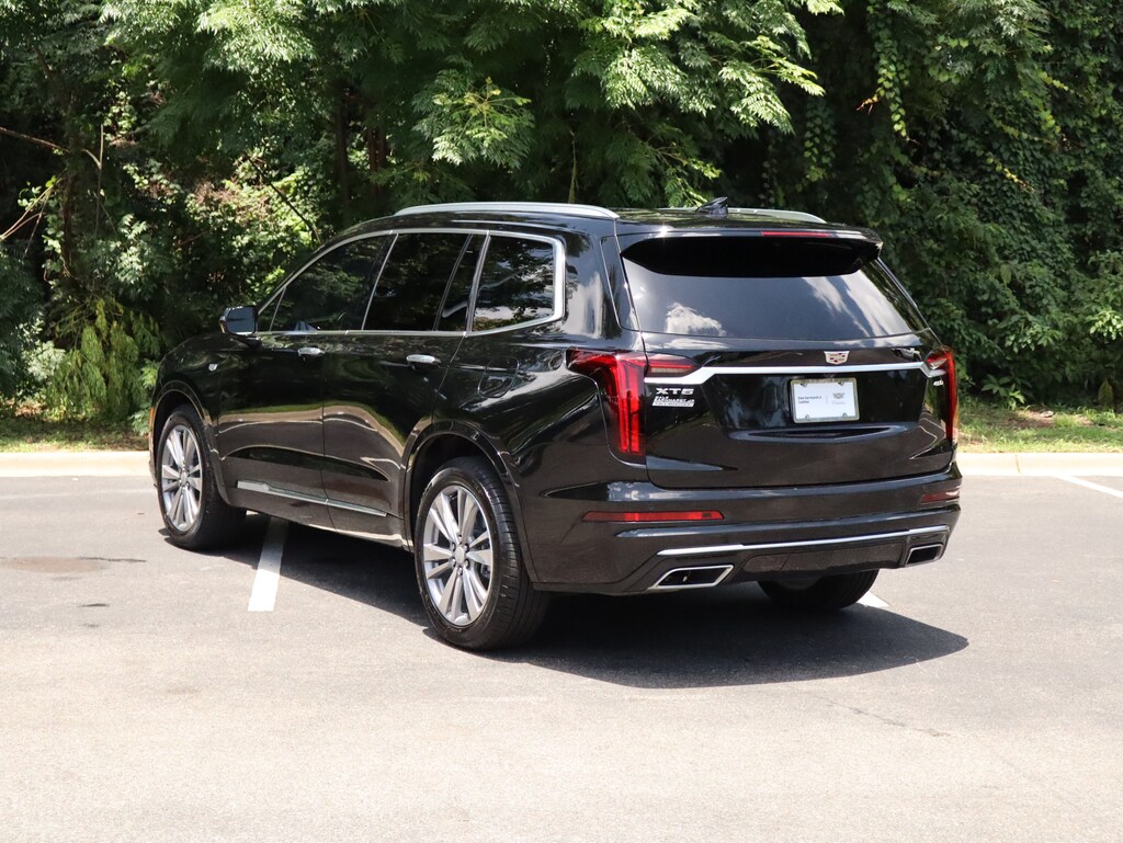 Used 2025 CADILLAC XT6 FWD Premium Luxury SUV