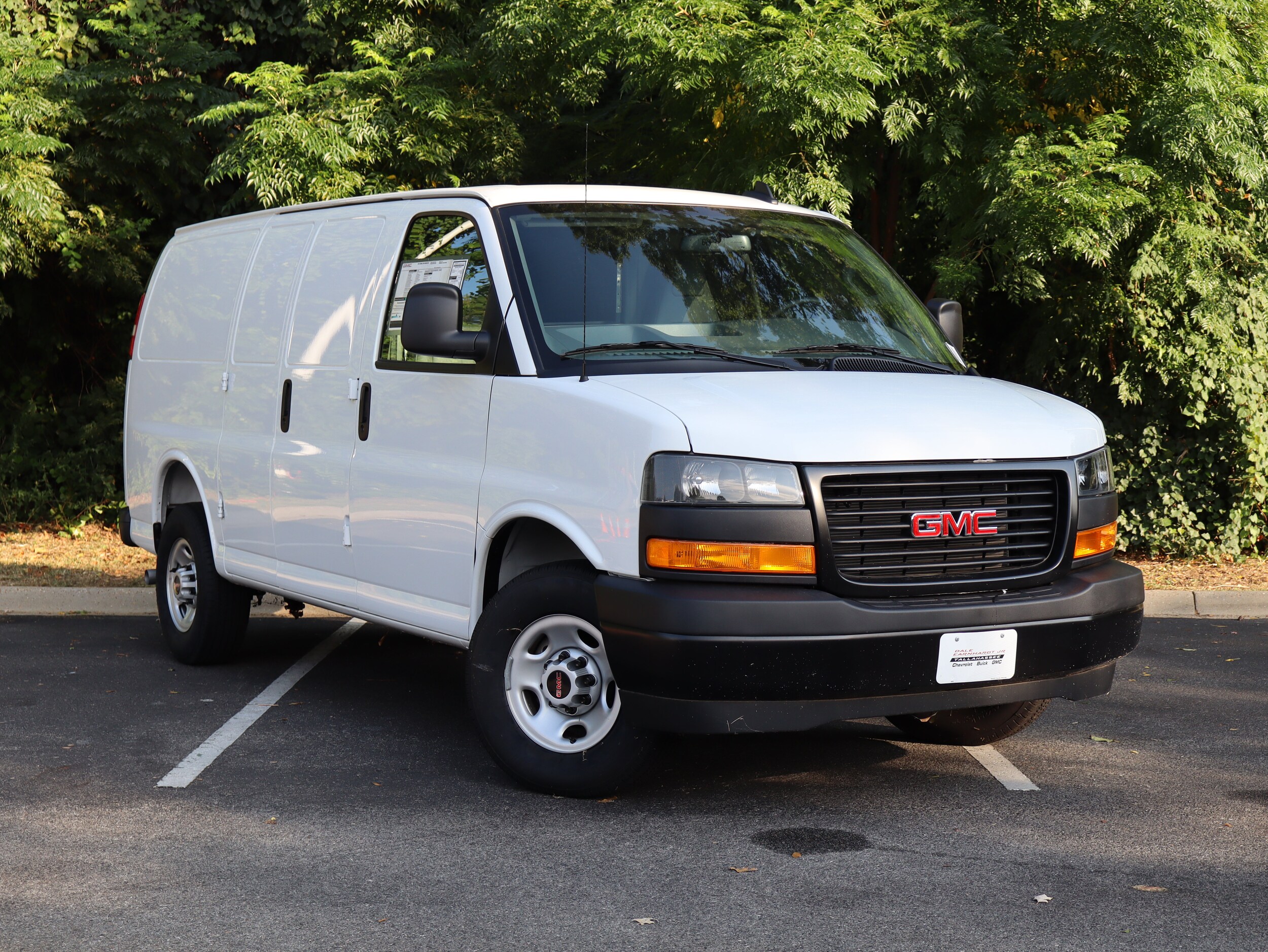 2025 GMC Savana Cargo Van 1WT