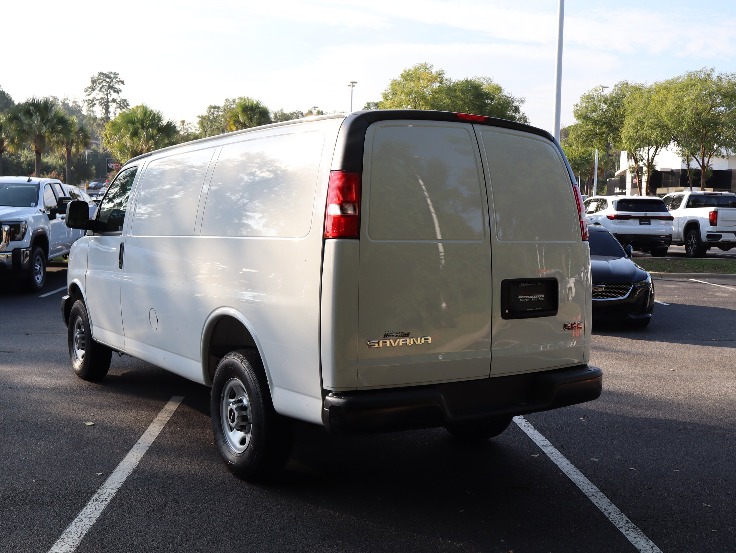 2025 GMC Savana Cargo Van 1WT