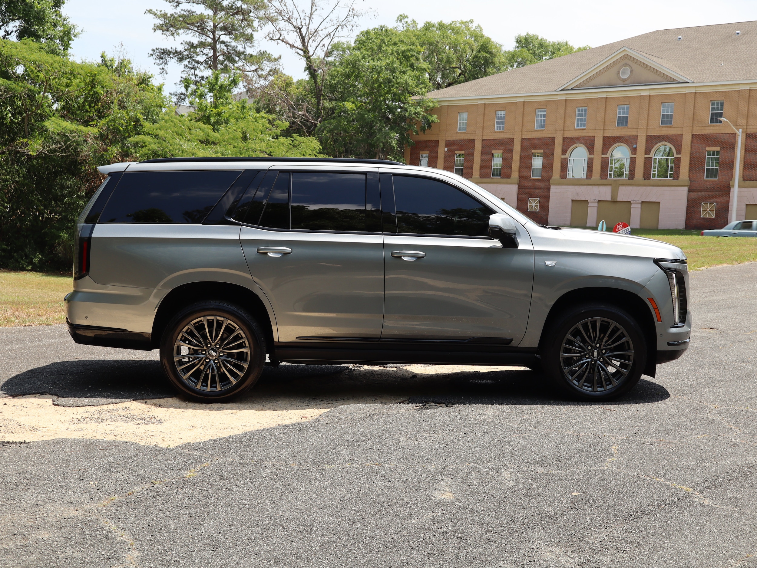 2026 CADILLAC Escalade 4WD Platinum Sport photo 6