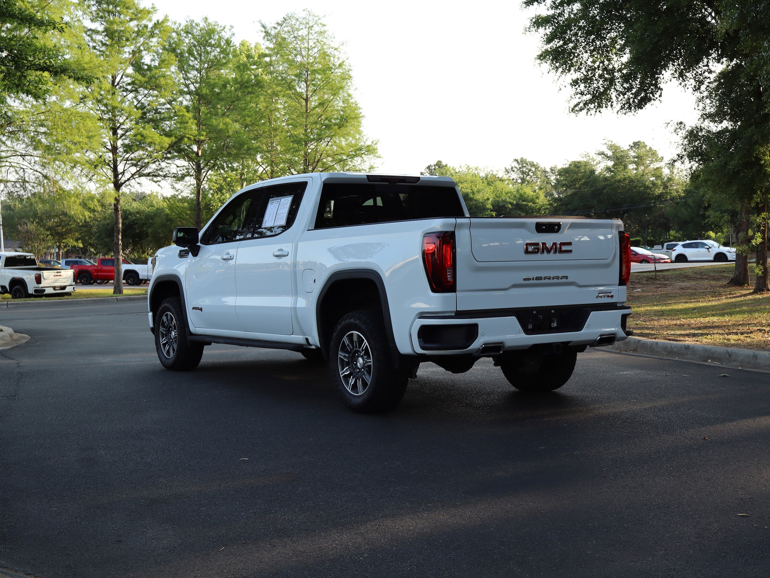 2024 GMC Sierra 1500 AT4 photo 5