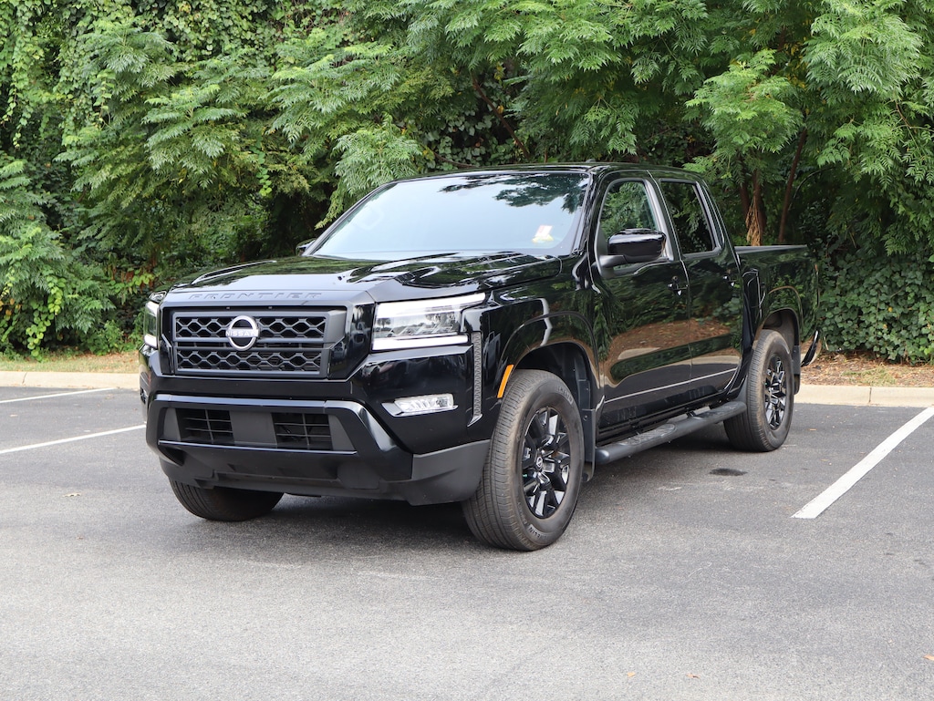 Used 2023 Nissan Frontier SV Pickup