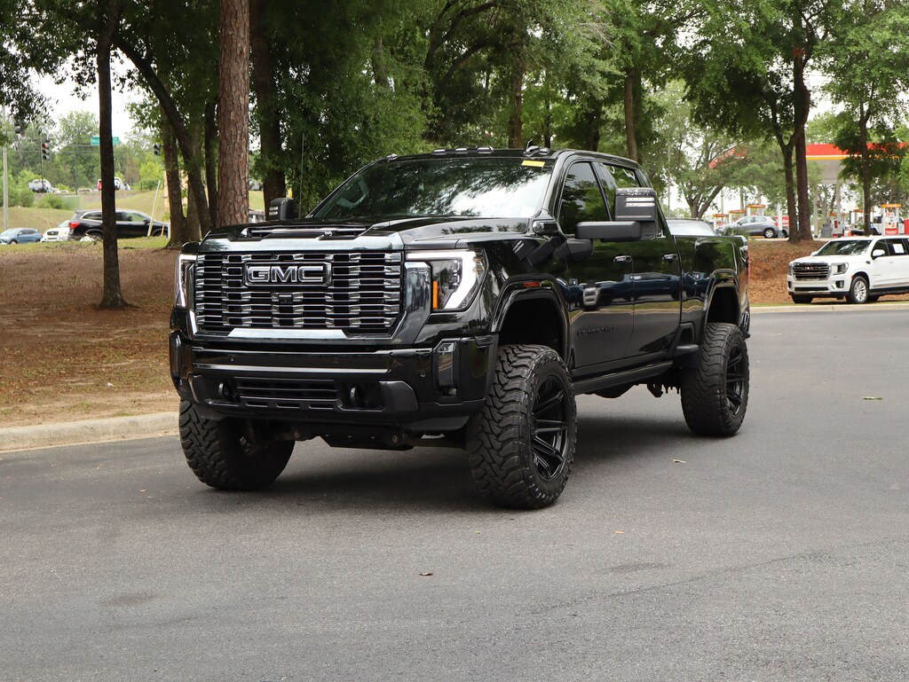 Used 2024 GMC Sierra 2500HD Denali Ultimate Pickup