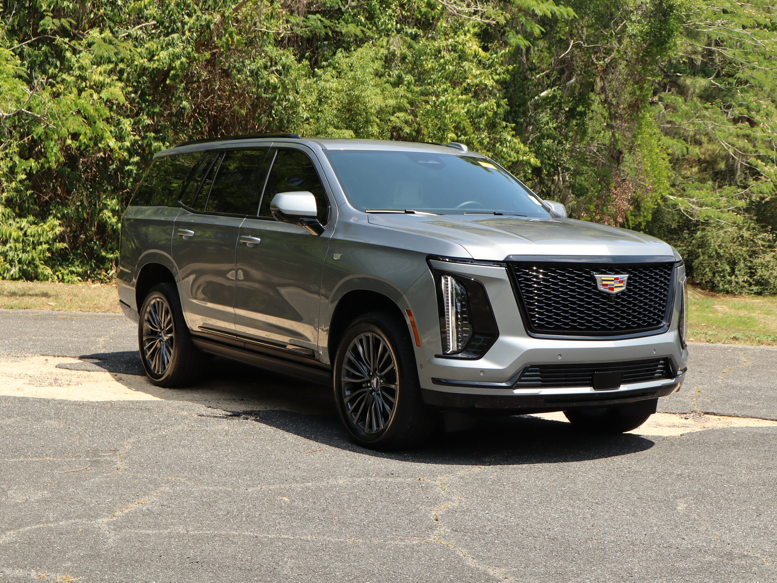 2026 CADILLAC Escalade 4WD Platinum Sport photo 3