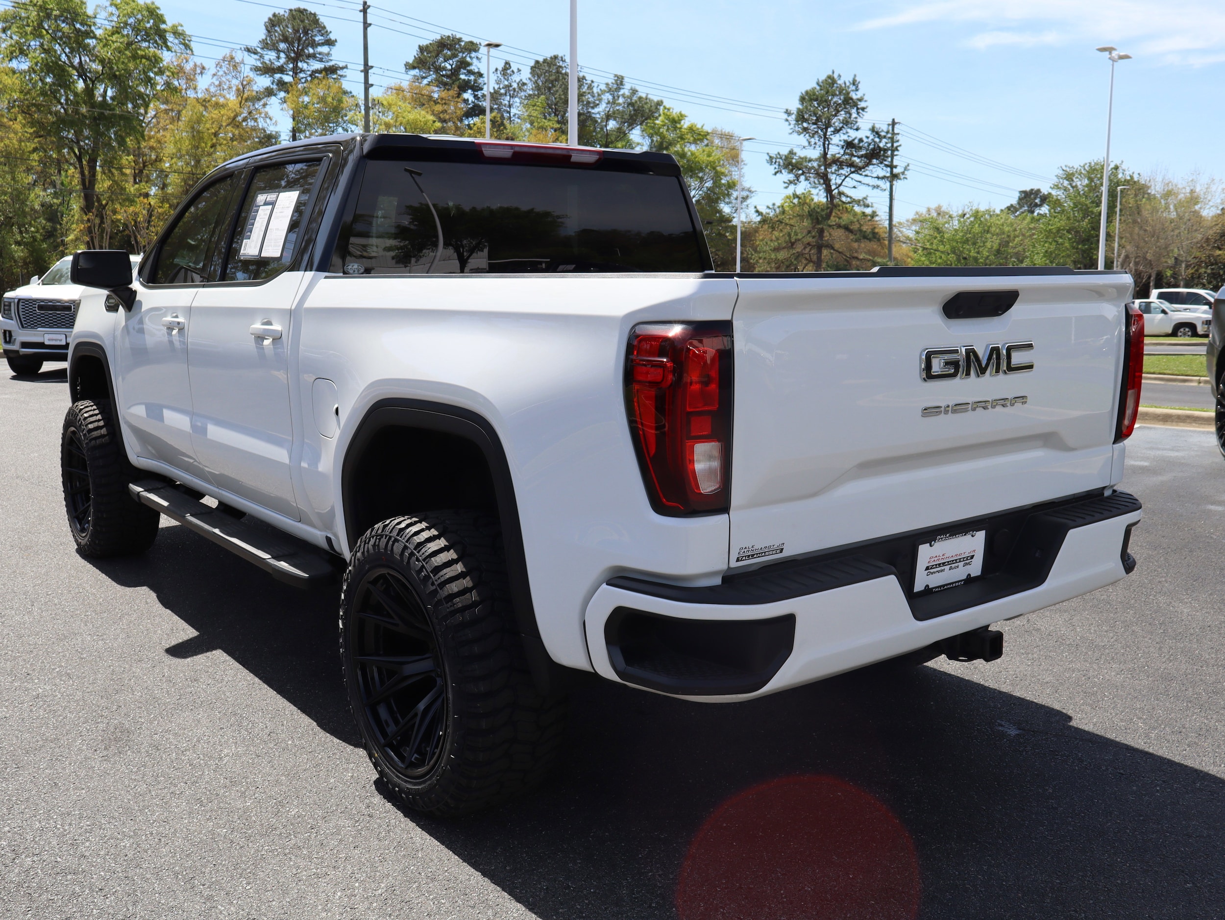 2025 GMC Sierra 1500 Elevation photo 5