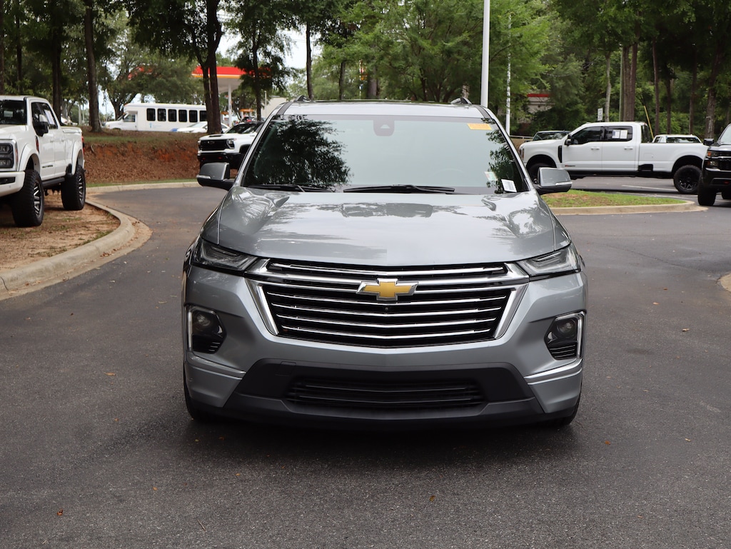 Used 2023 Chevrolet Traverse Premier SUV