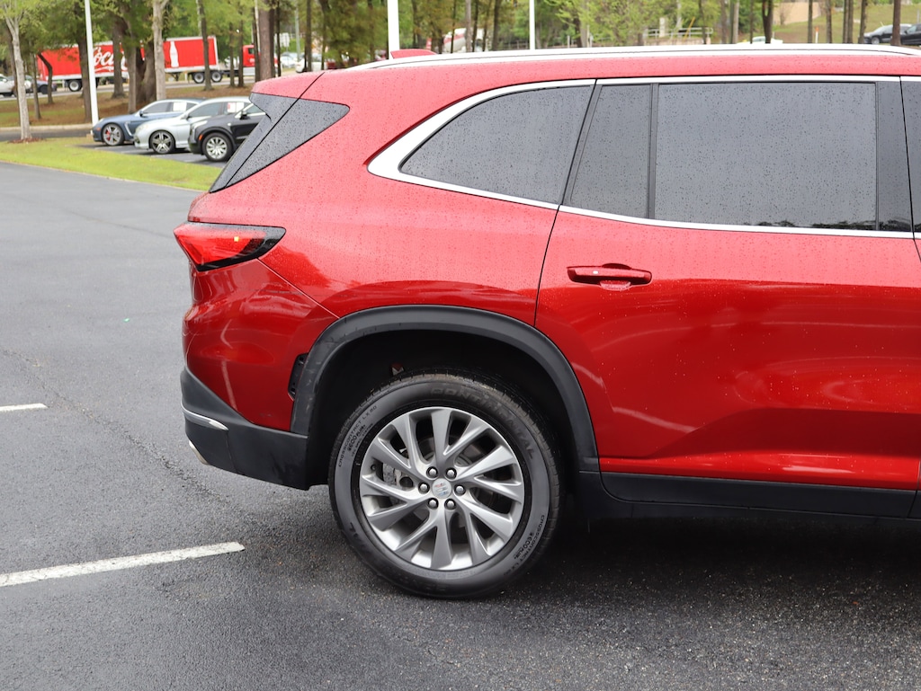 Used 2025 Buick Enclave Preferred SUV
