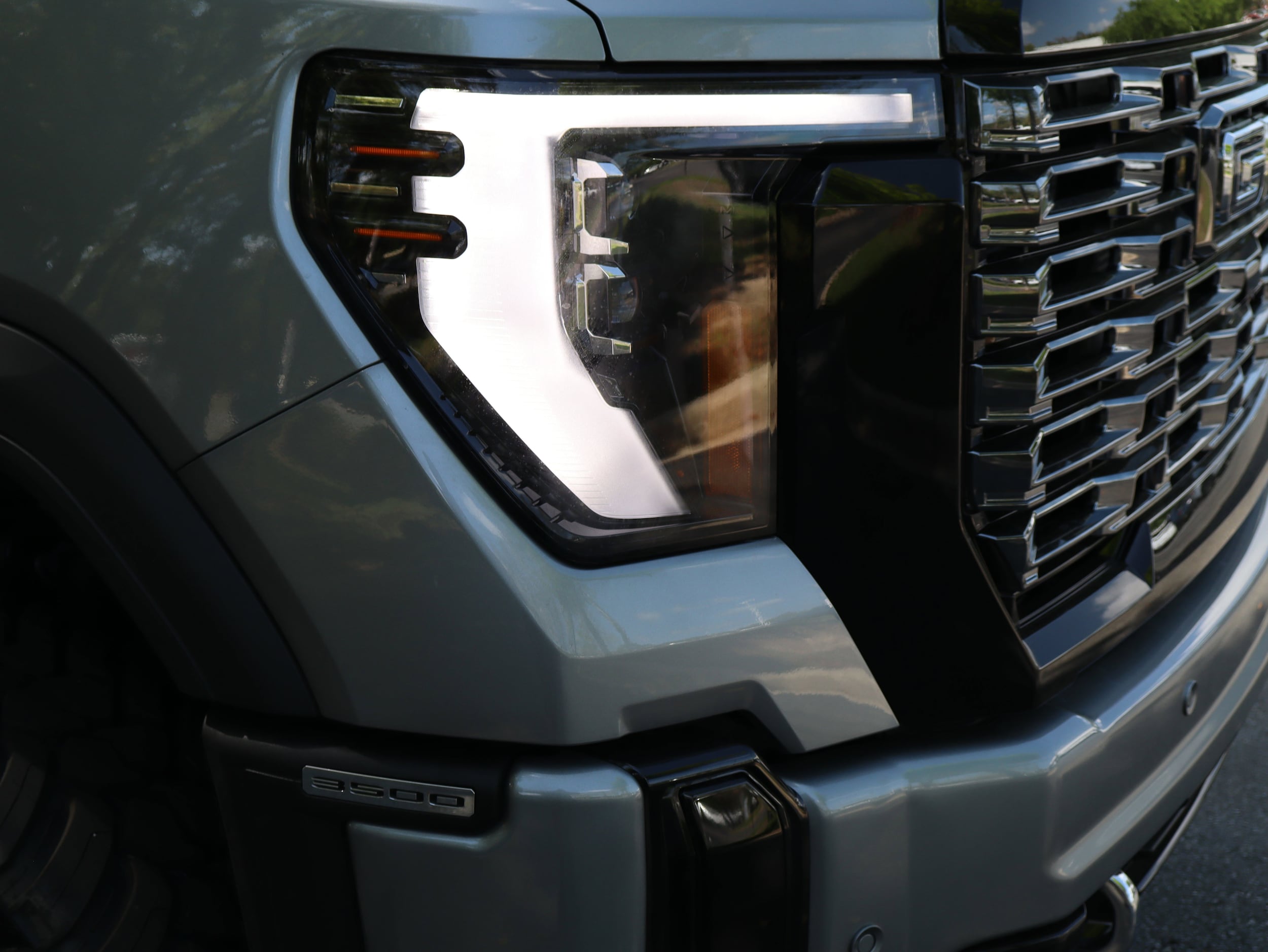 2026 GMC Sierra 3500HD Denali Ultimate photo 6