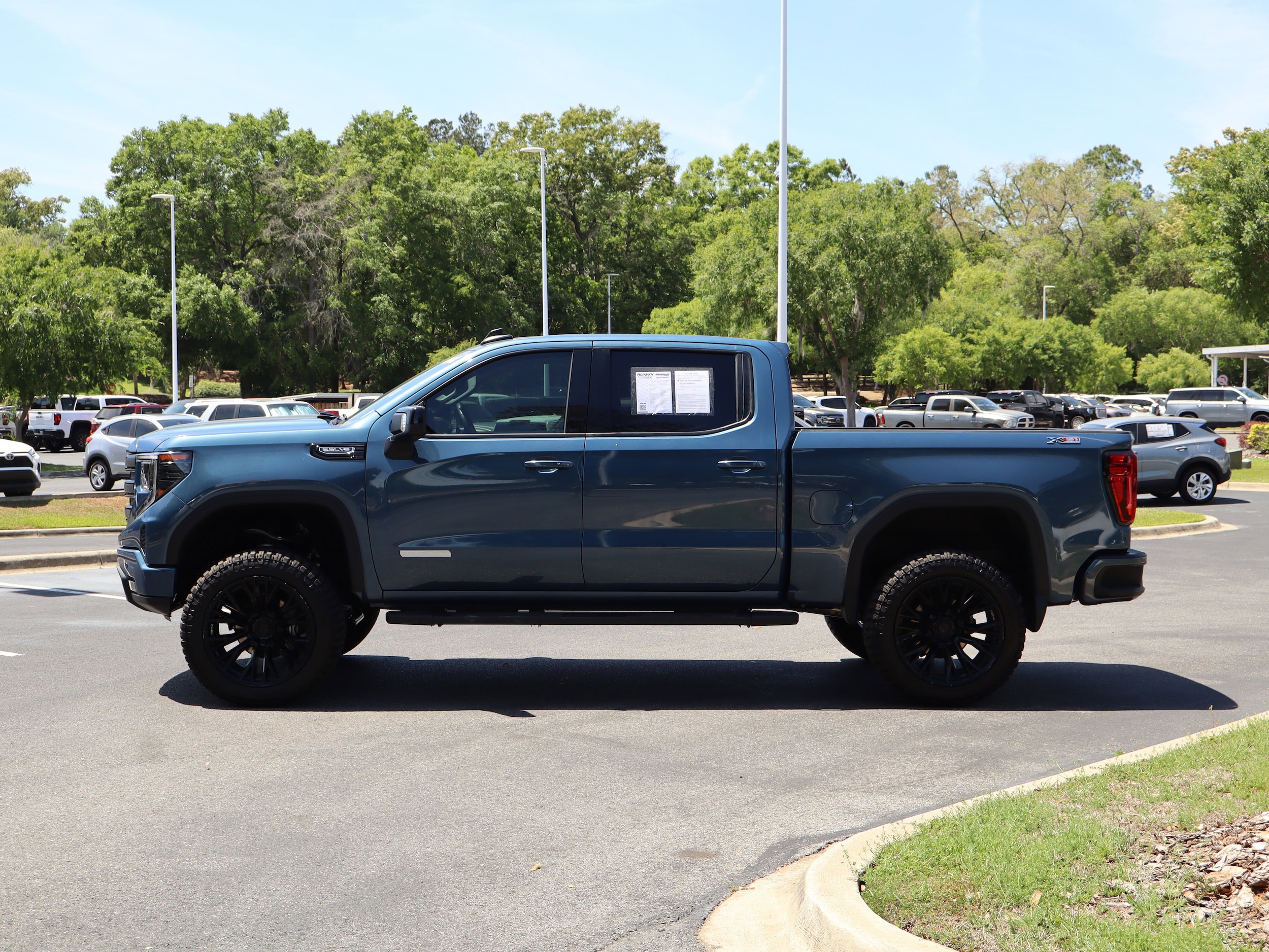 2026 GMC Sierra 1500 Elevation photo 4