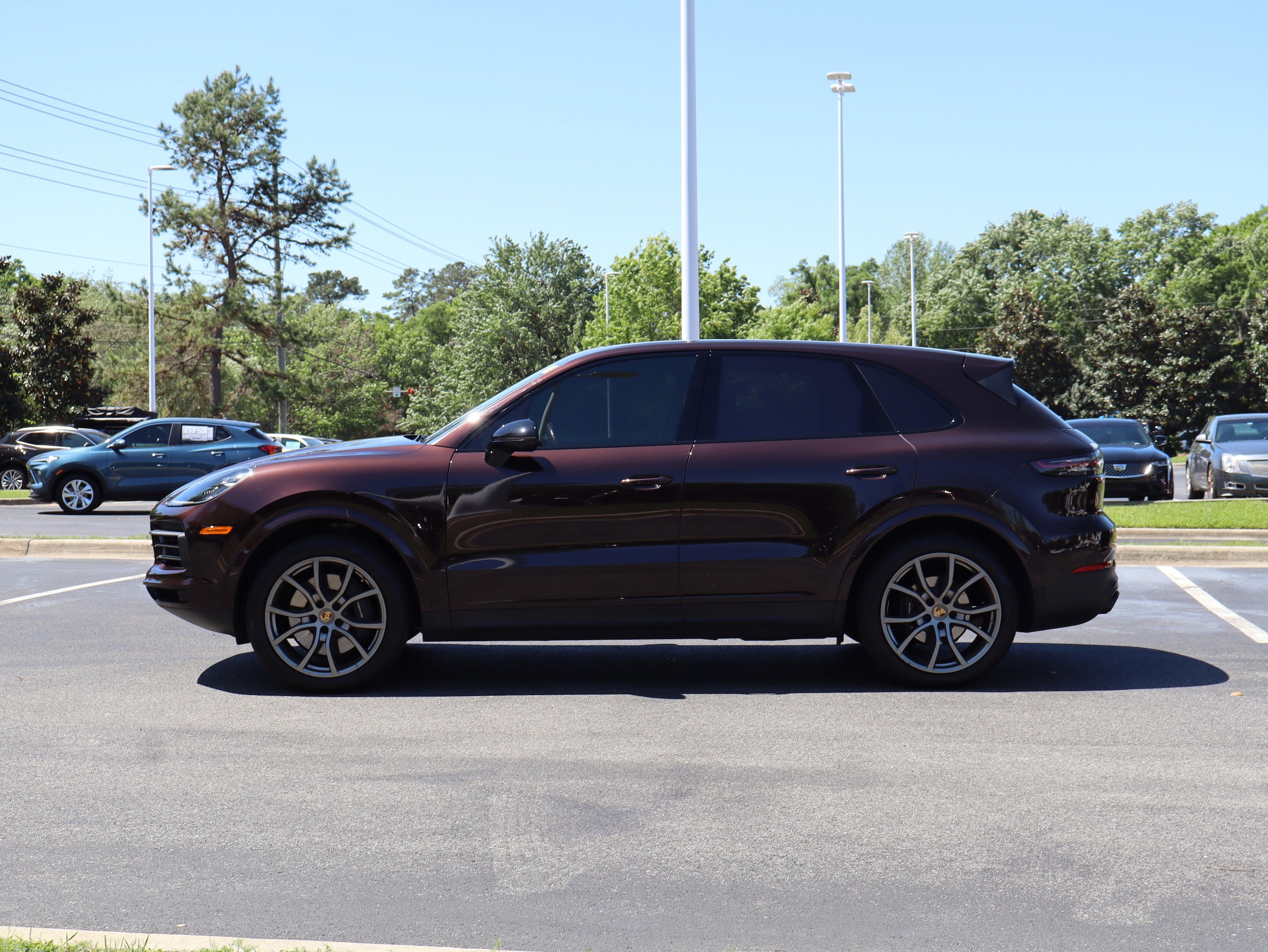 2022 Porsche Cayenne photo 4